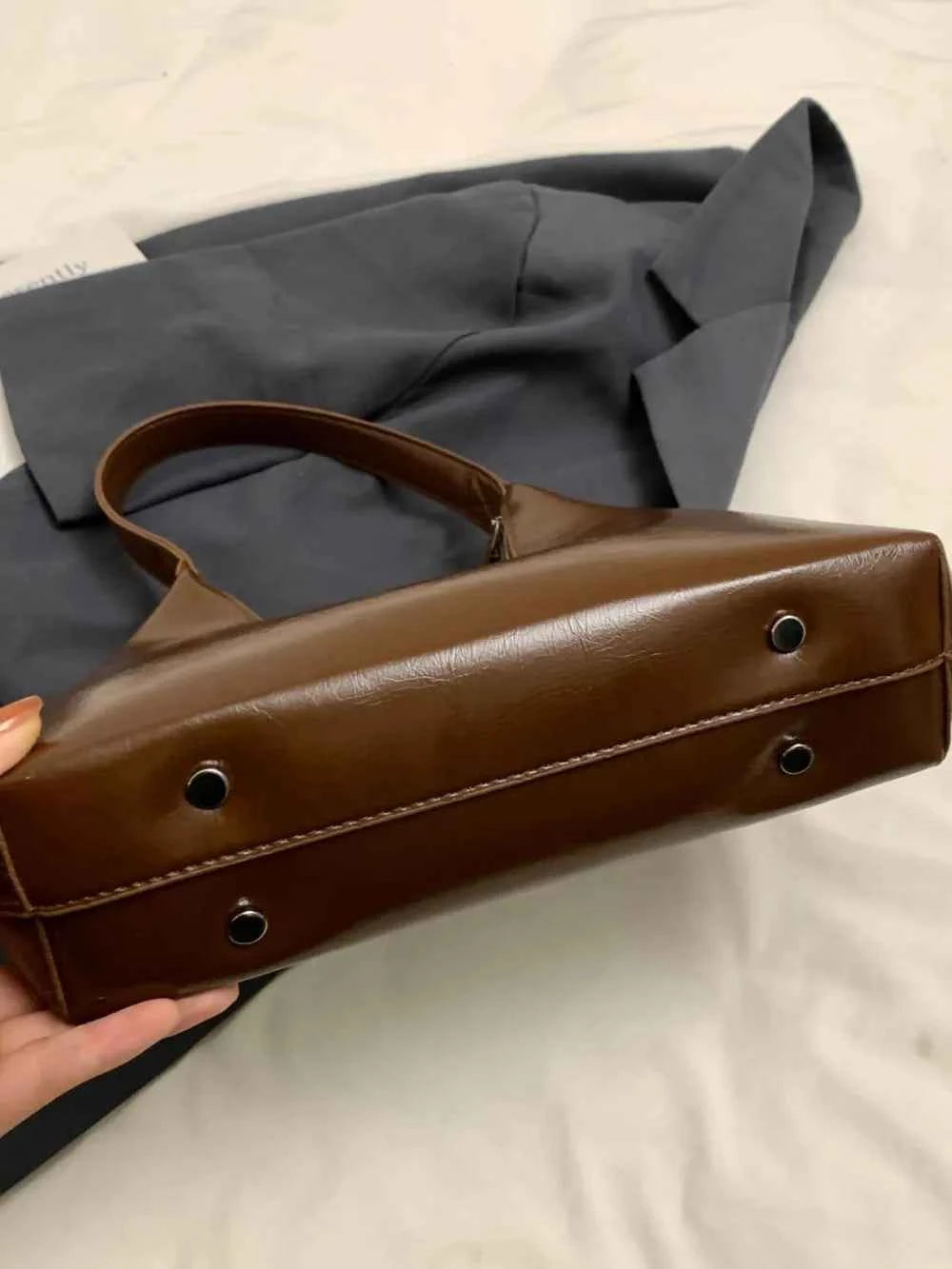 Elegant PU Leather Shoulder Bag.