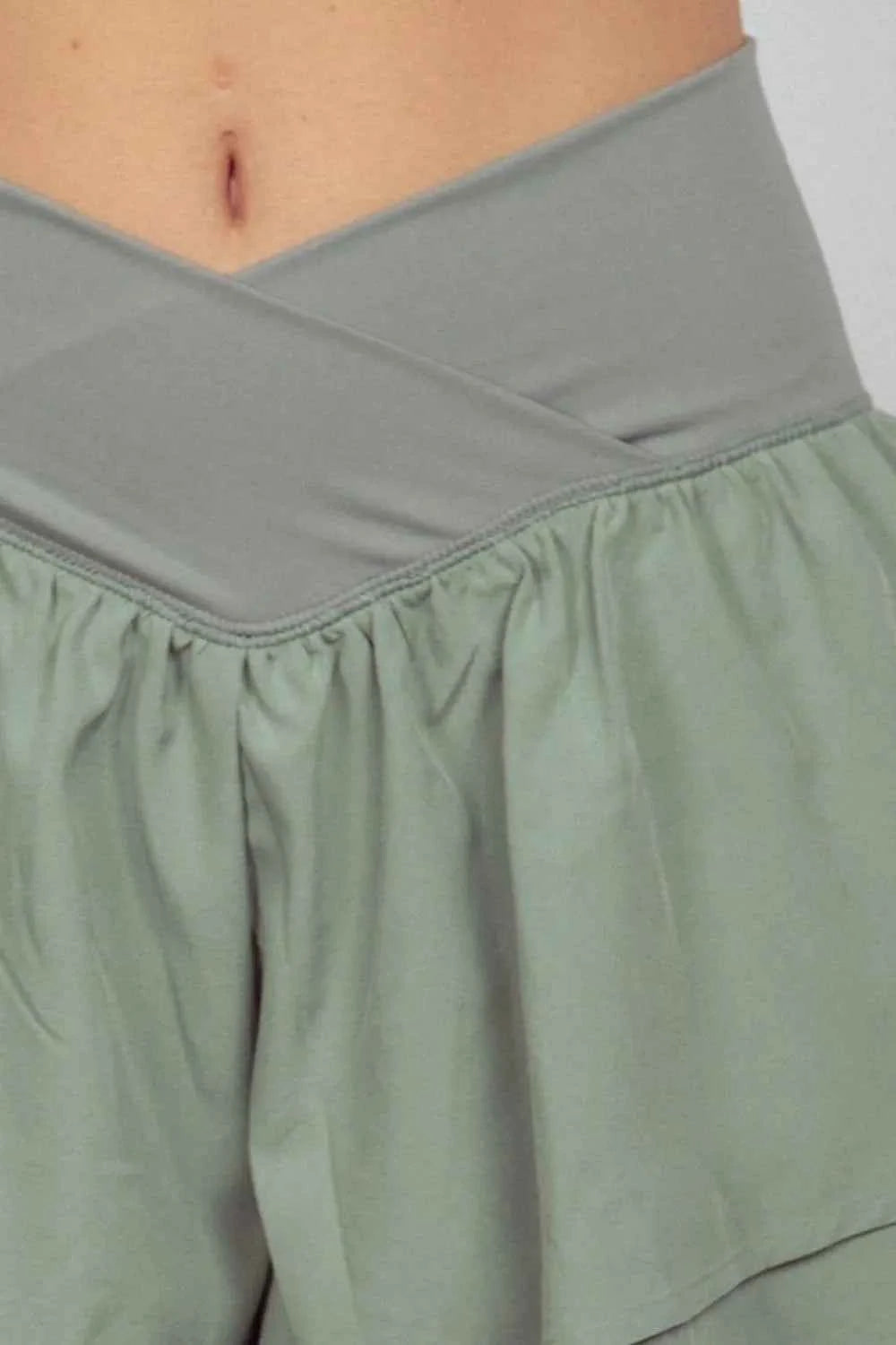 V-Shaped High Waist Layered Active Shorts.