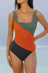 Color Block Padded Square Neck One Piece Swimsuit.