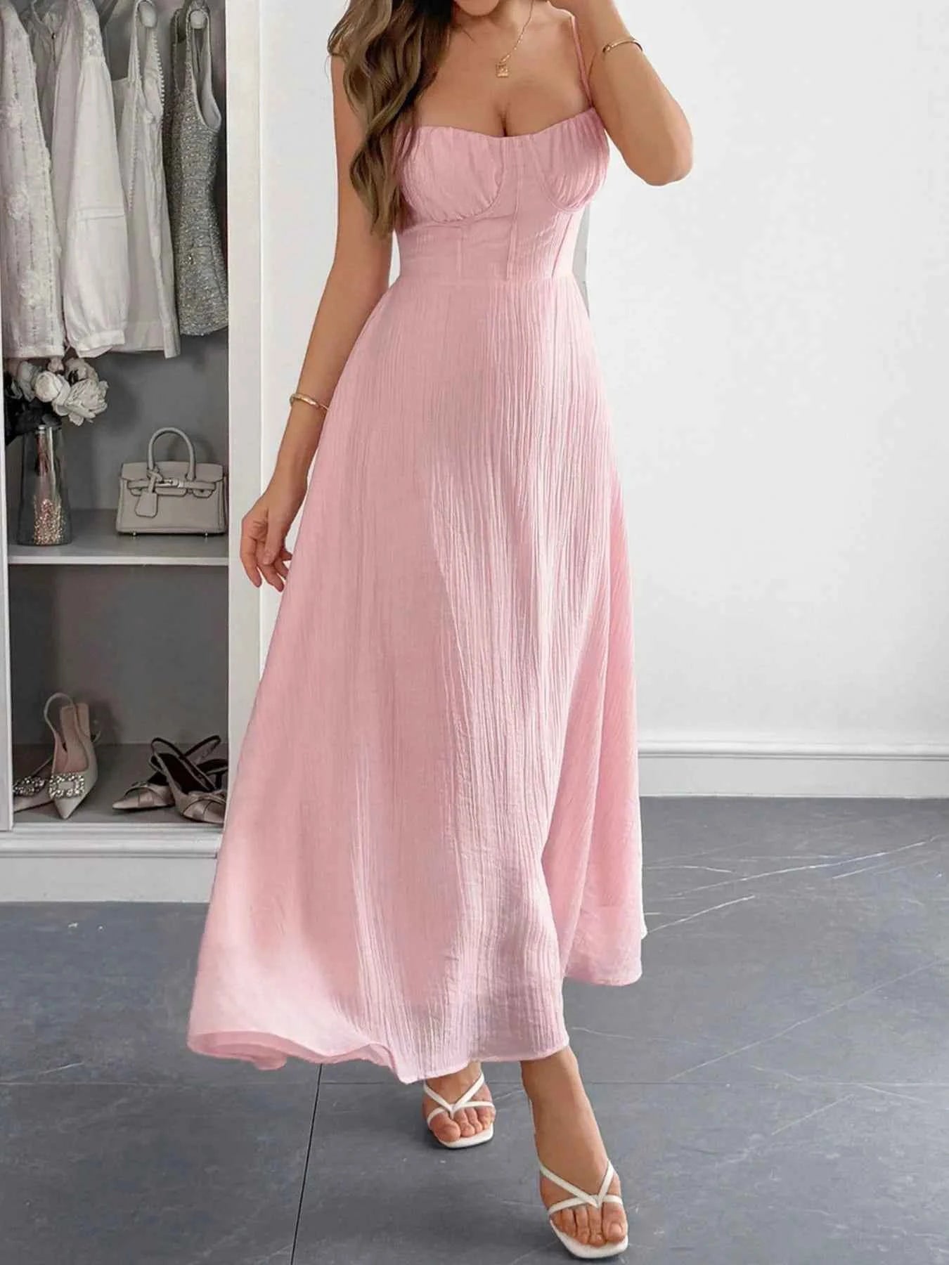 Sweetheart Neck Backless Cami Dress.