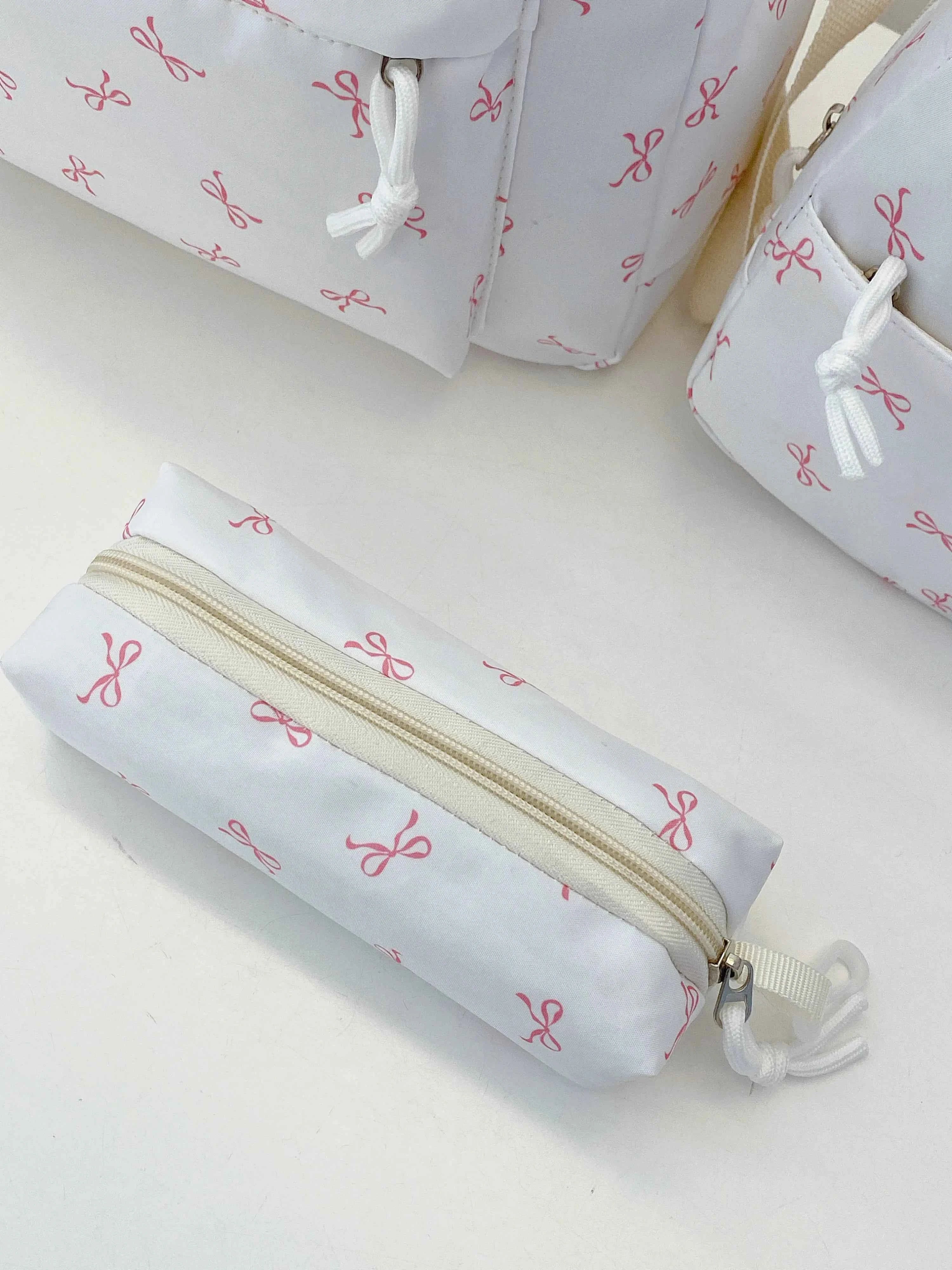 Bow Print 3-Piece Bag Set.