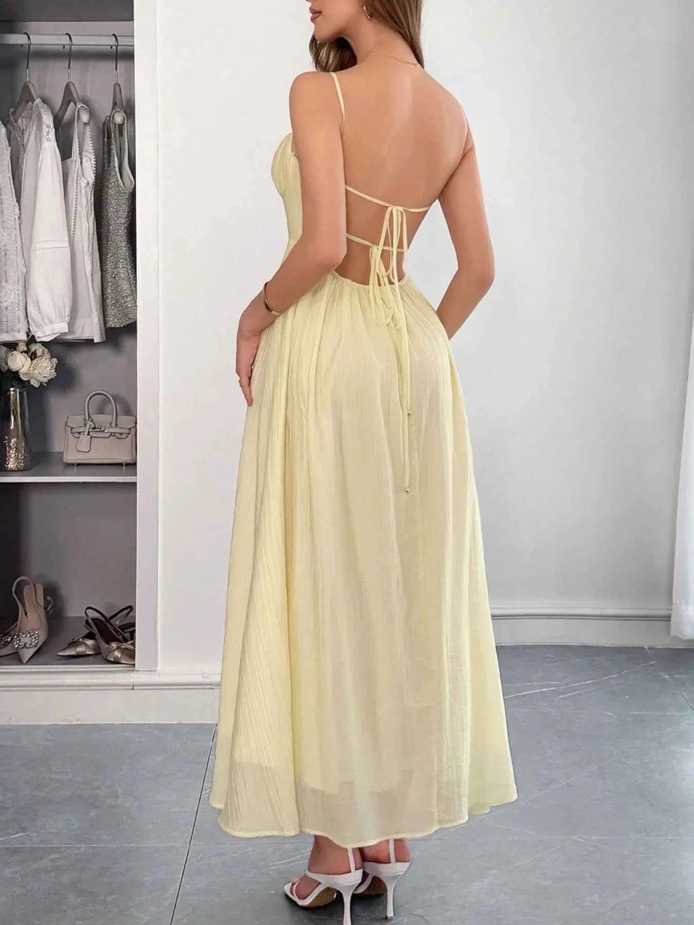 Sweetheart Neck Backless Cami Dress.