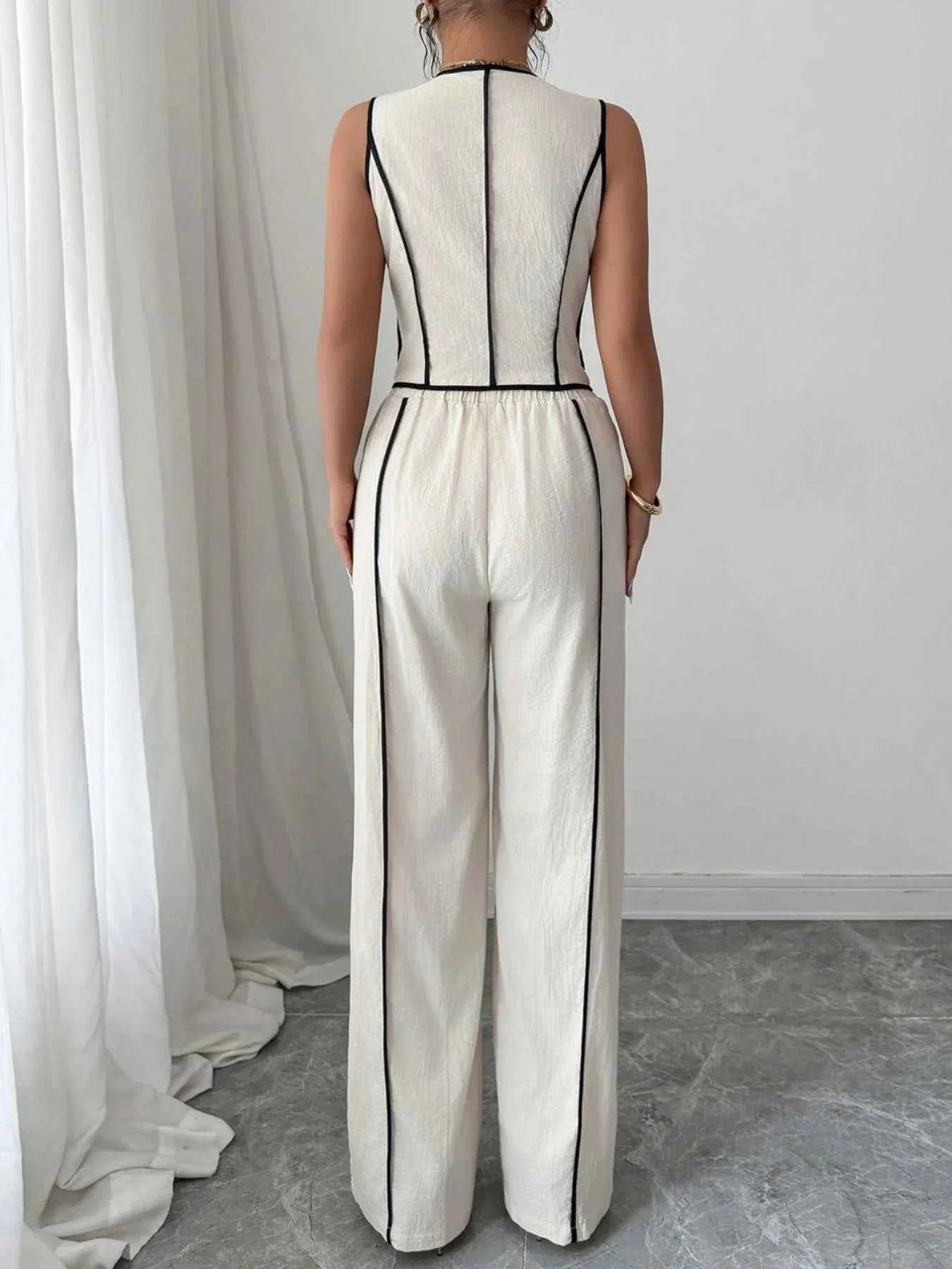 Contrast Trim V-Neck Vest and Pants Set.