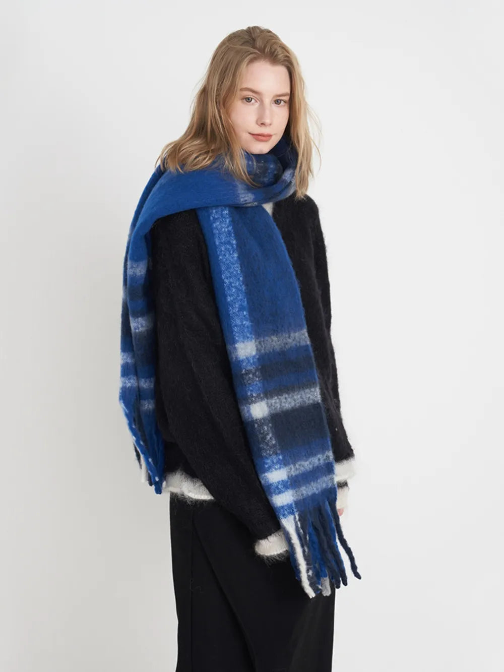 Fringe Plaid Polyester Scarf.