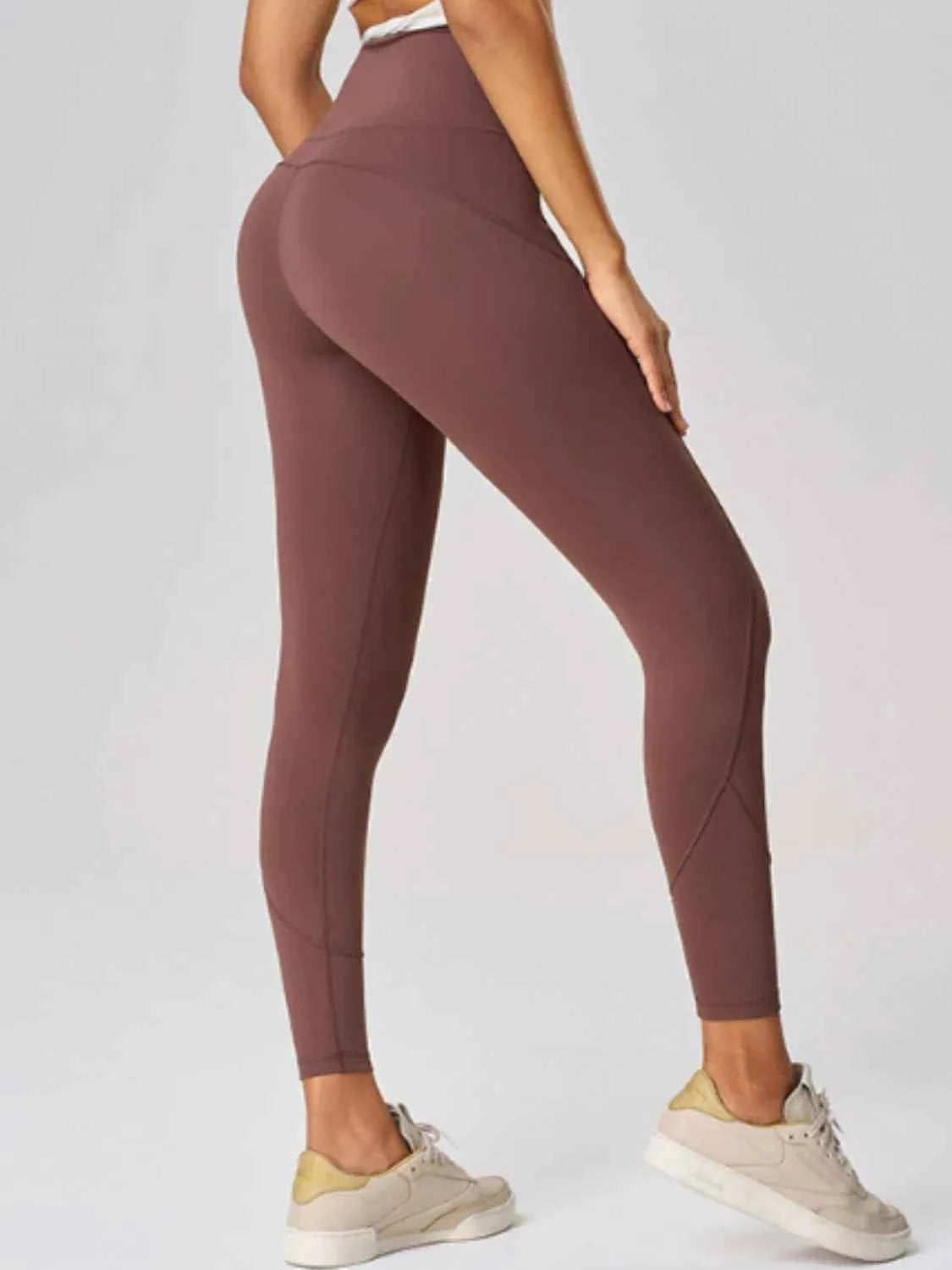 High Waist Active Leggings with Pockets.