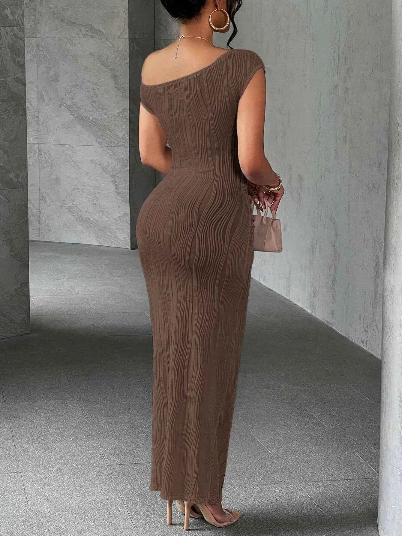 Asymmetrical One Shoulder Bodycon Maxi Dress.