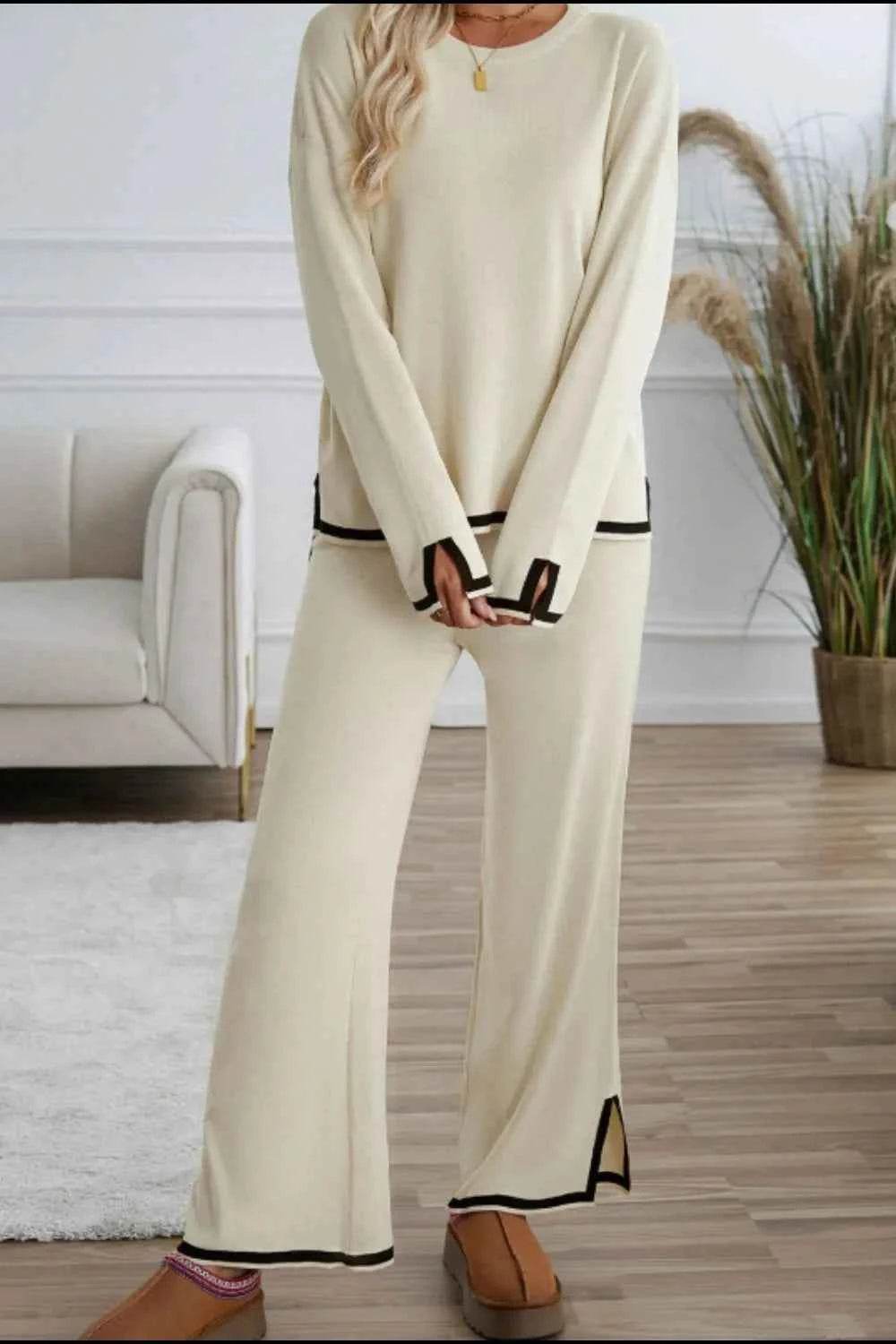 Contrast Trim Round Neck Top & Pants Sweater Set.