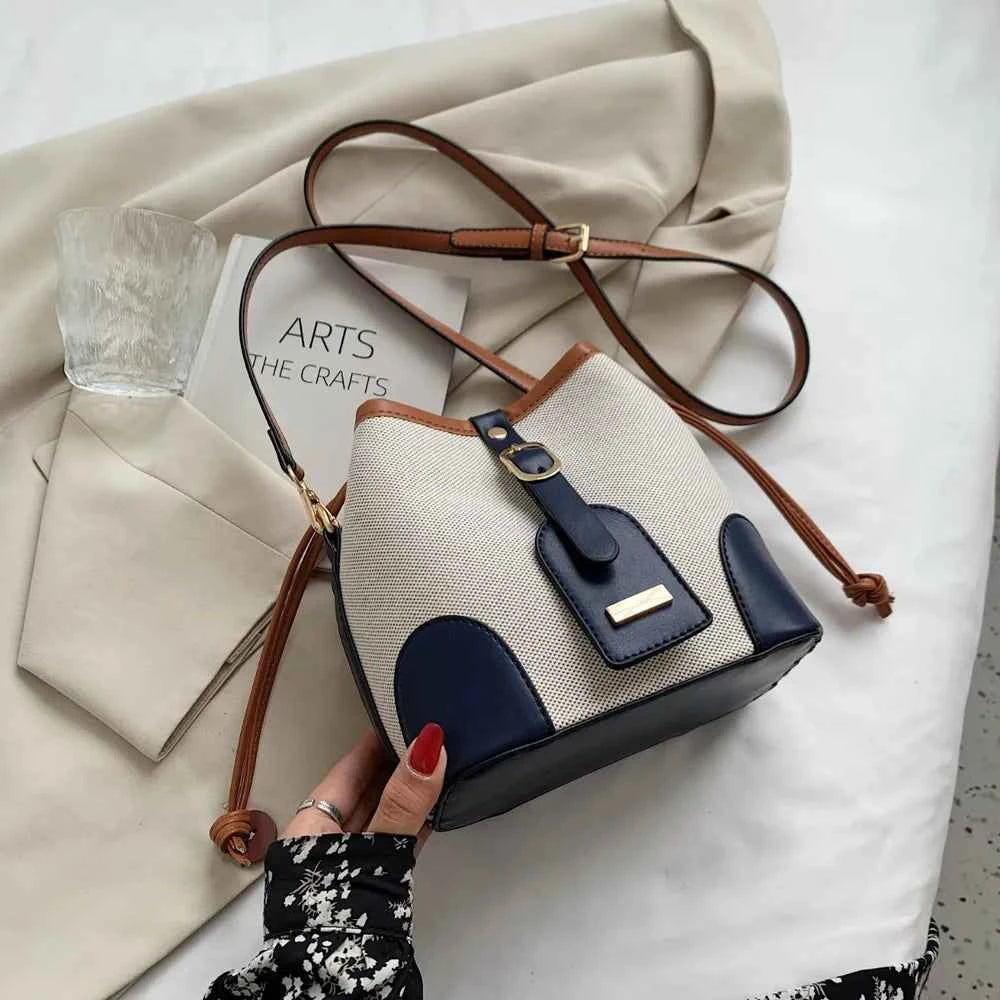 Straw Braided Adjustable Strap Crossbody Bag.