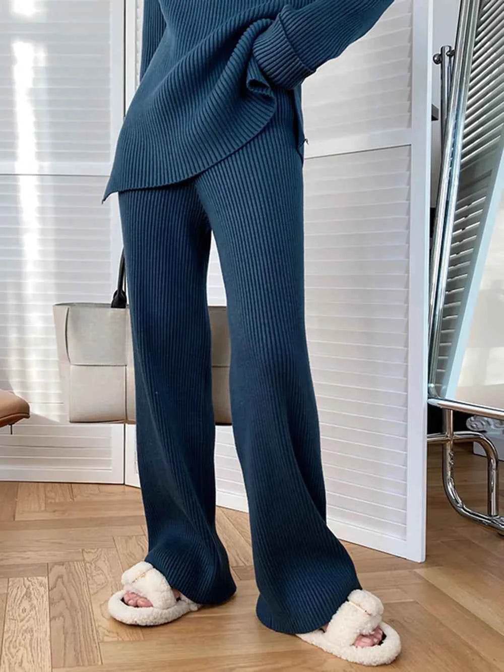 Mock Neck Raglan Sleeve Sweater Set - EBYNN