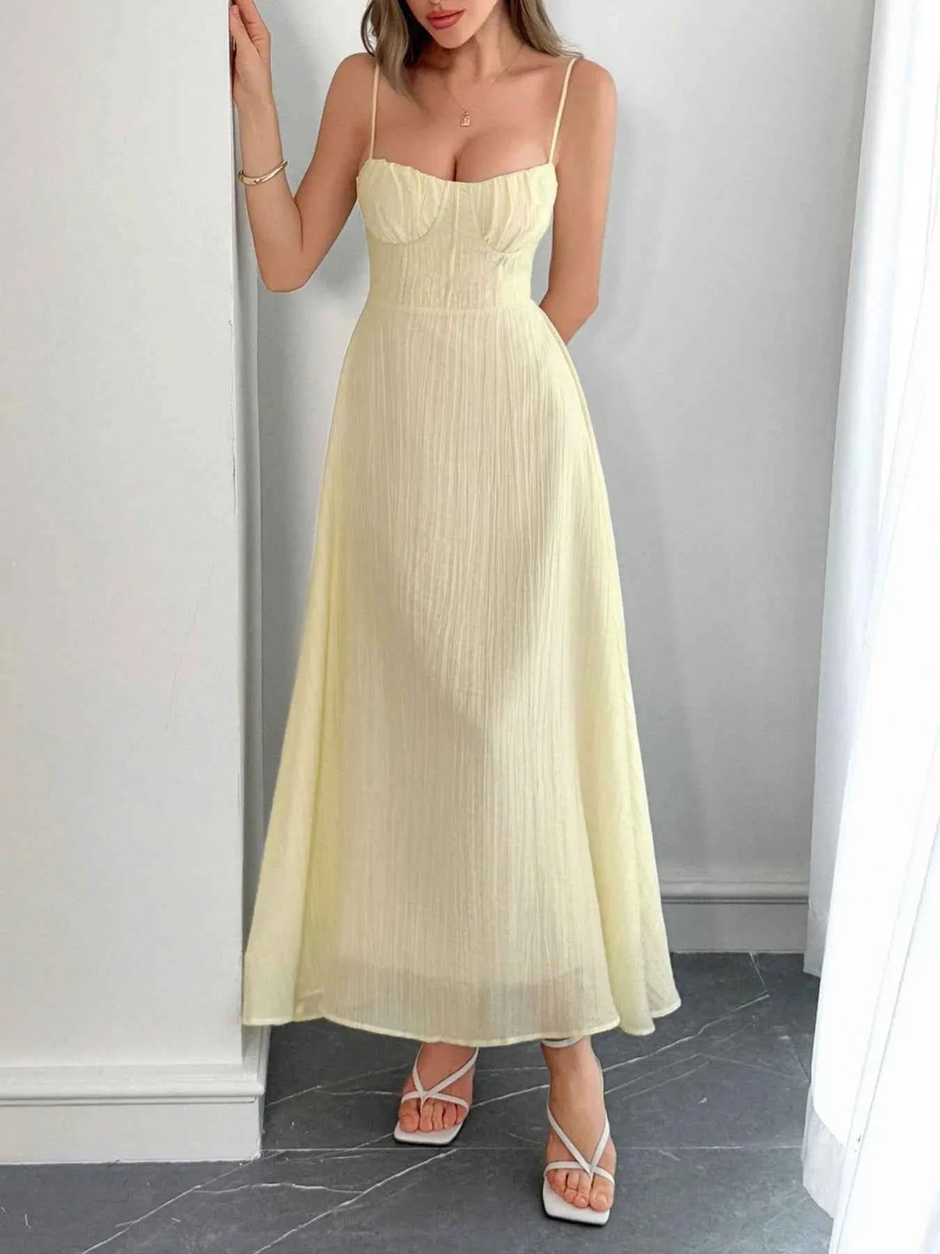 Sweetheart Neck Backless Cami Dress.