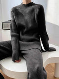 Mock Neck Raglan Sleeve Sweater Set - EBYNN