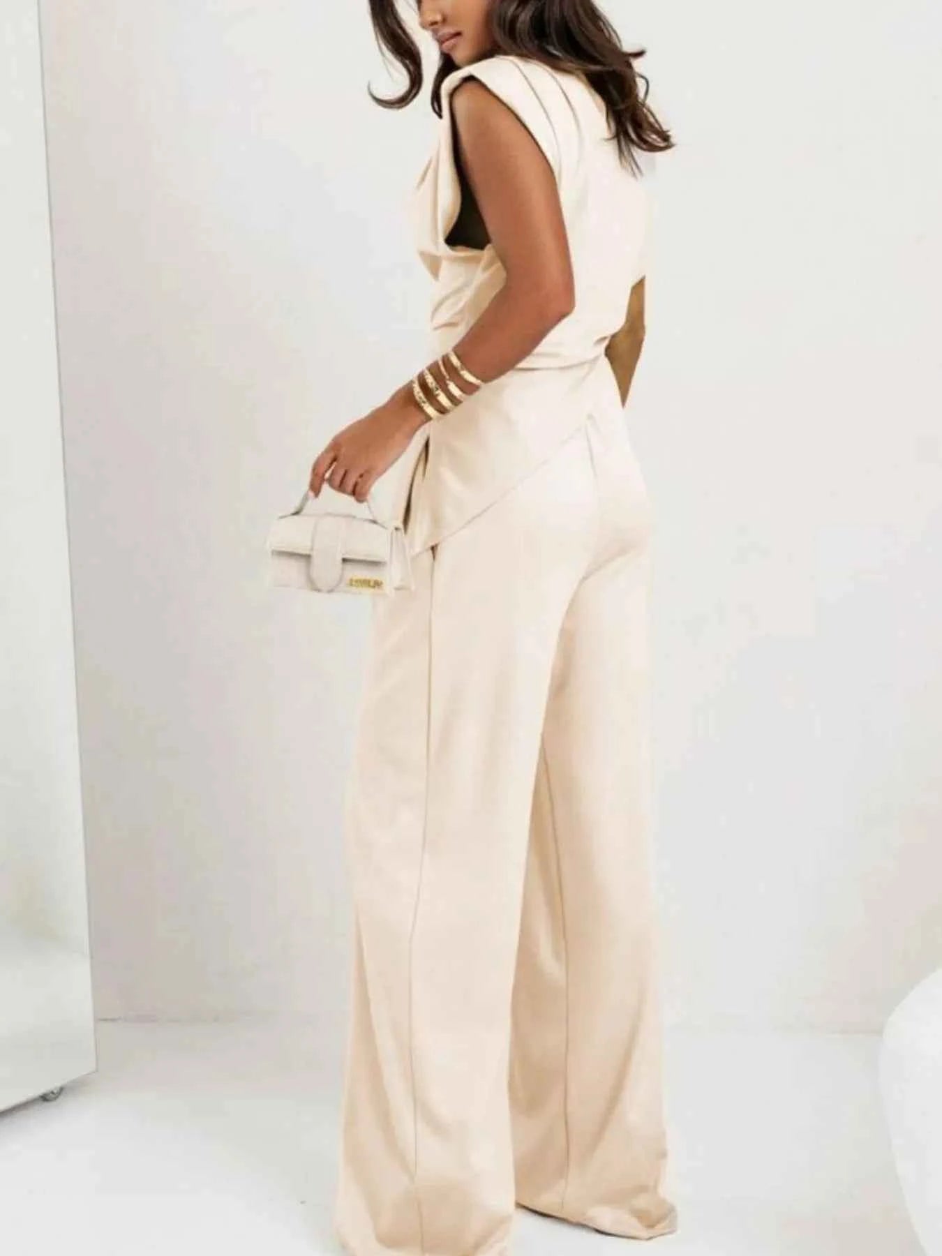 Ruched Sleeveless Top and Pants Set.