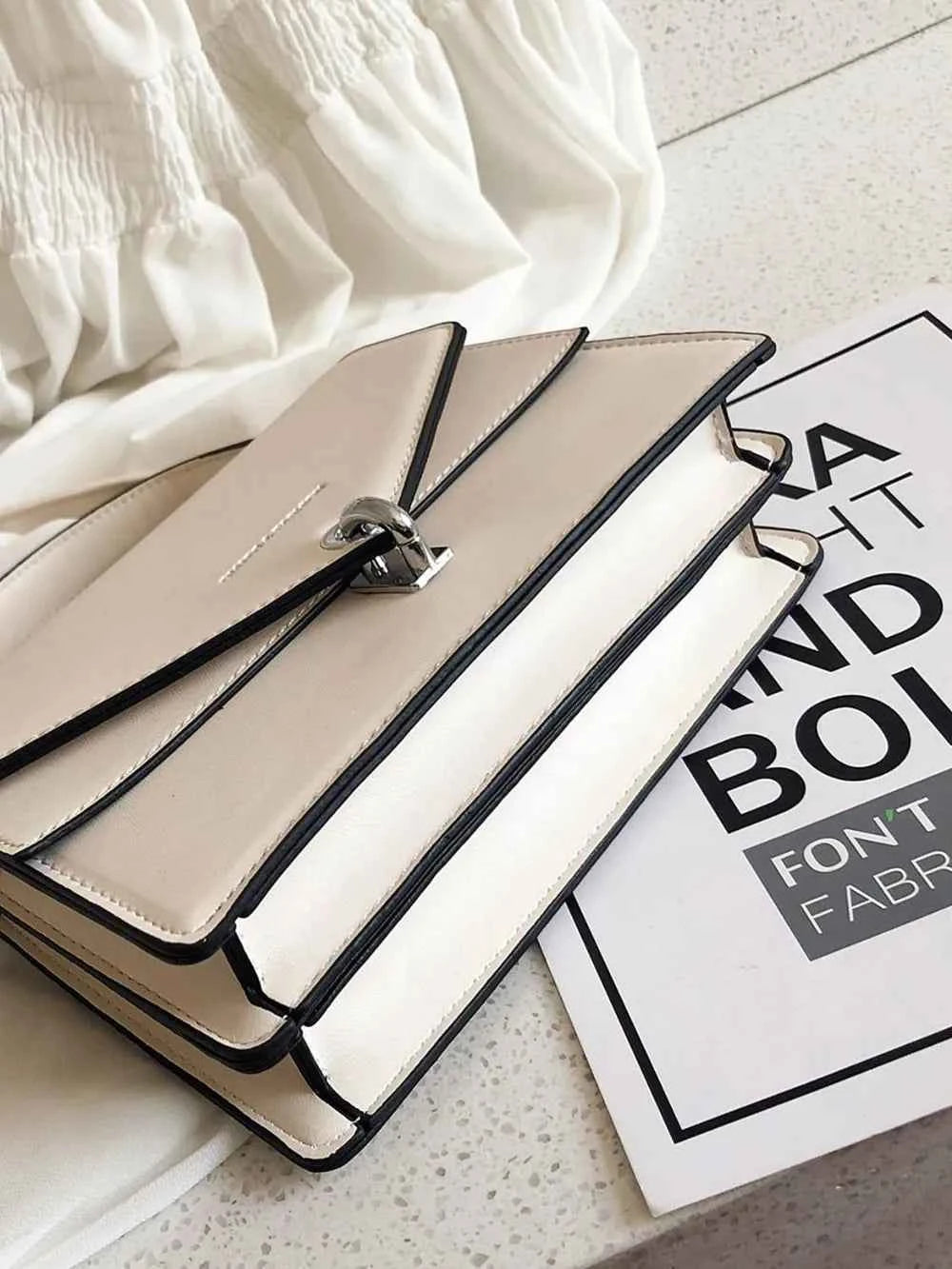 Detachable Shoulder Strap PU Leather Handbag.