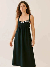 Sweetheart Neck Midi Dress.