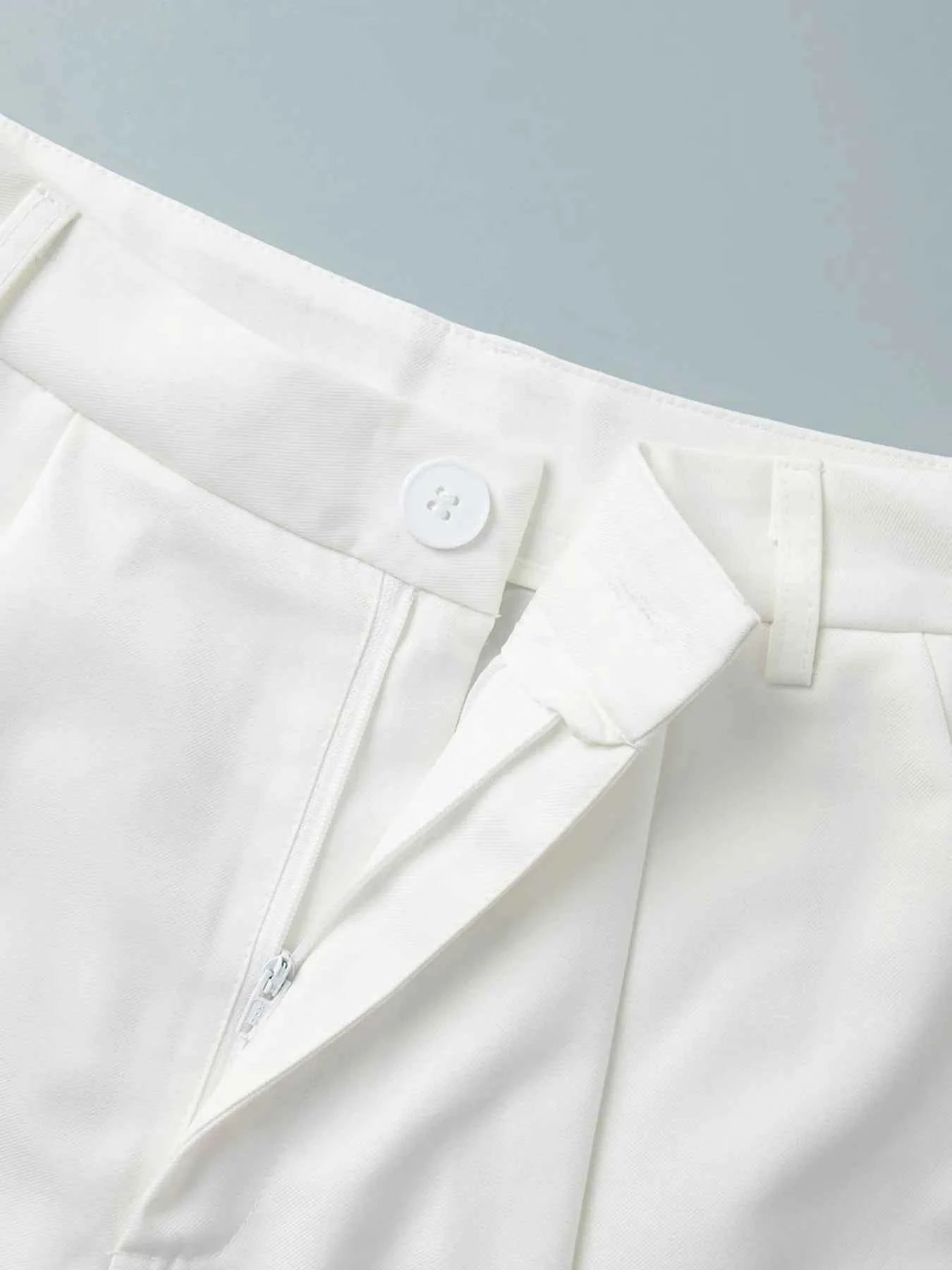 V-Neck Vest and Pants Two-Piece Blazer Set.