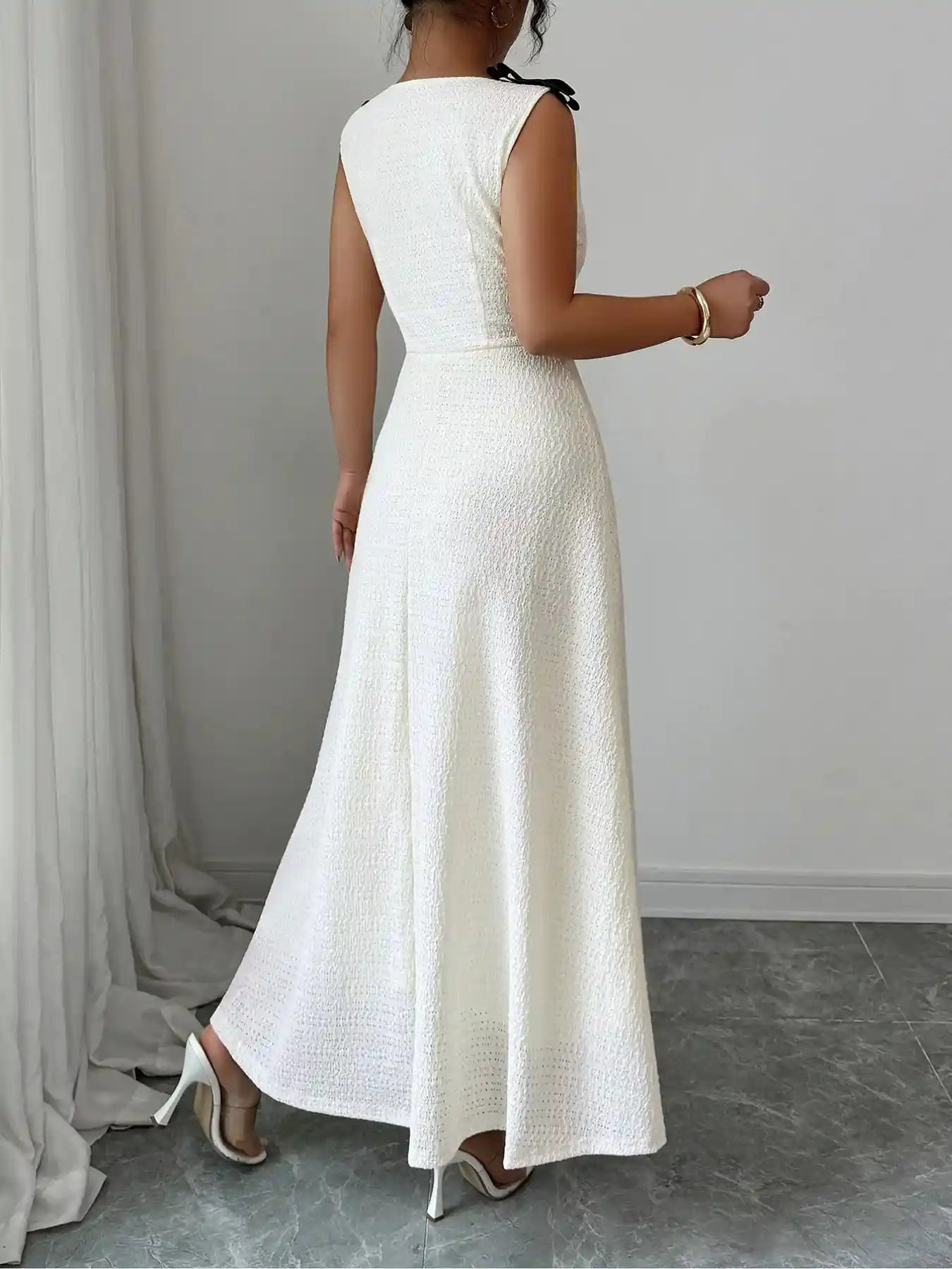 Buttoned Sleeveless Maxi Tank Dress.