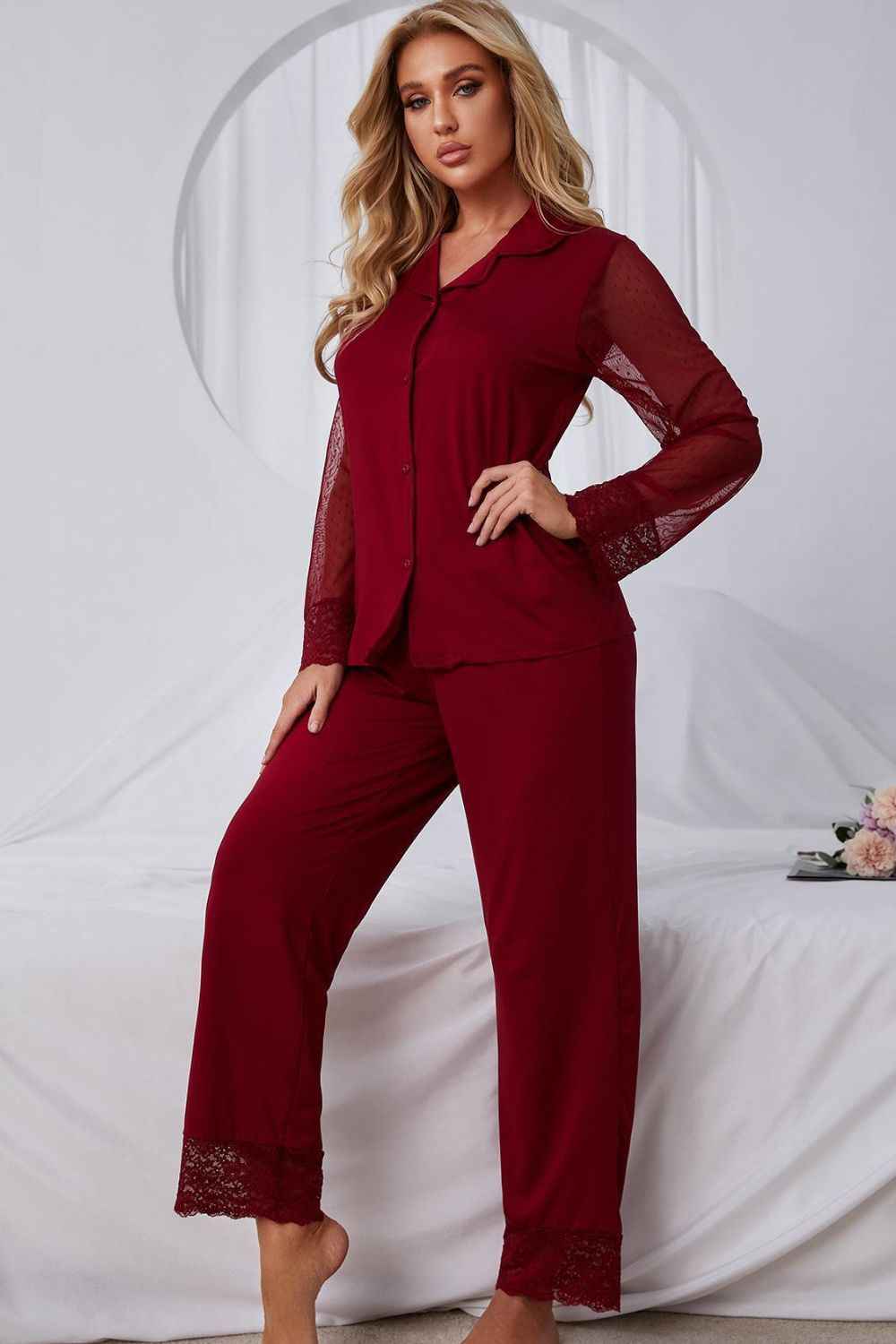 Spliced Lace Lapel Collar Pajama Set.