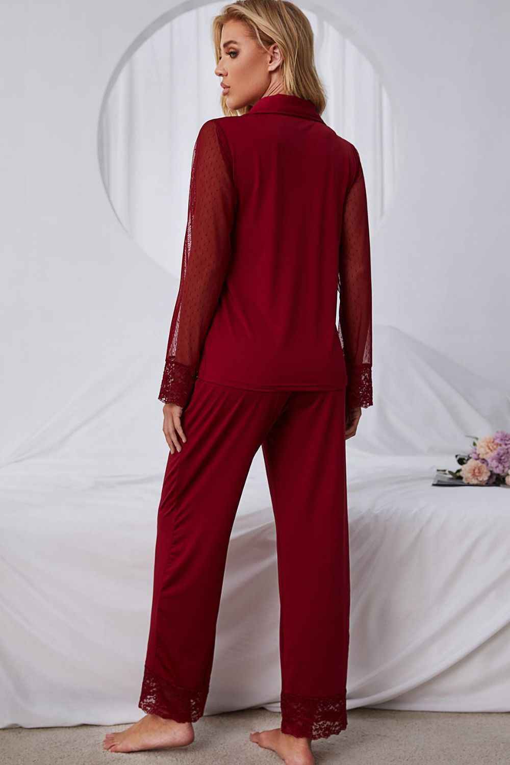 Spliced Lace Lapel Collar Pajama Set.