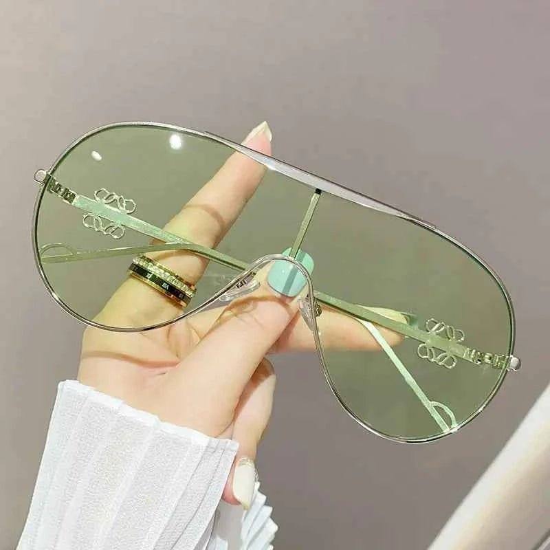 Gradient Aviator Sunglasses with UV400 Protection.