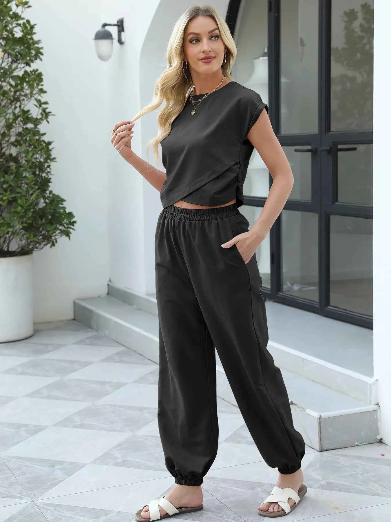 Round Neck Short Sleeve Top and Pants Set.