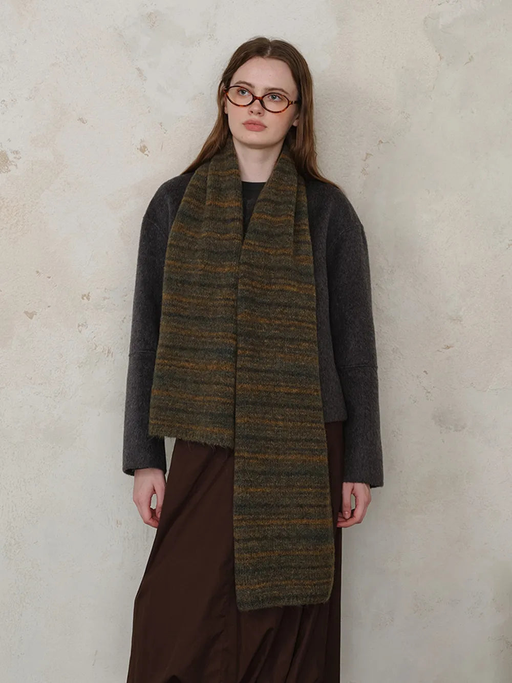 Striped Detail Knit Scarf.