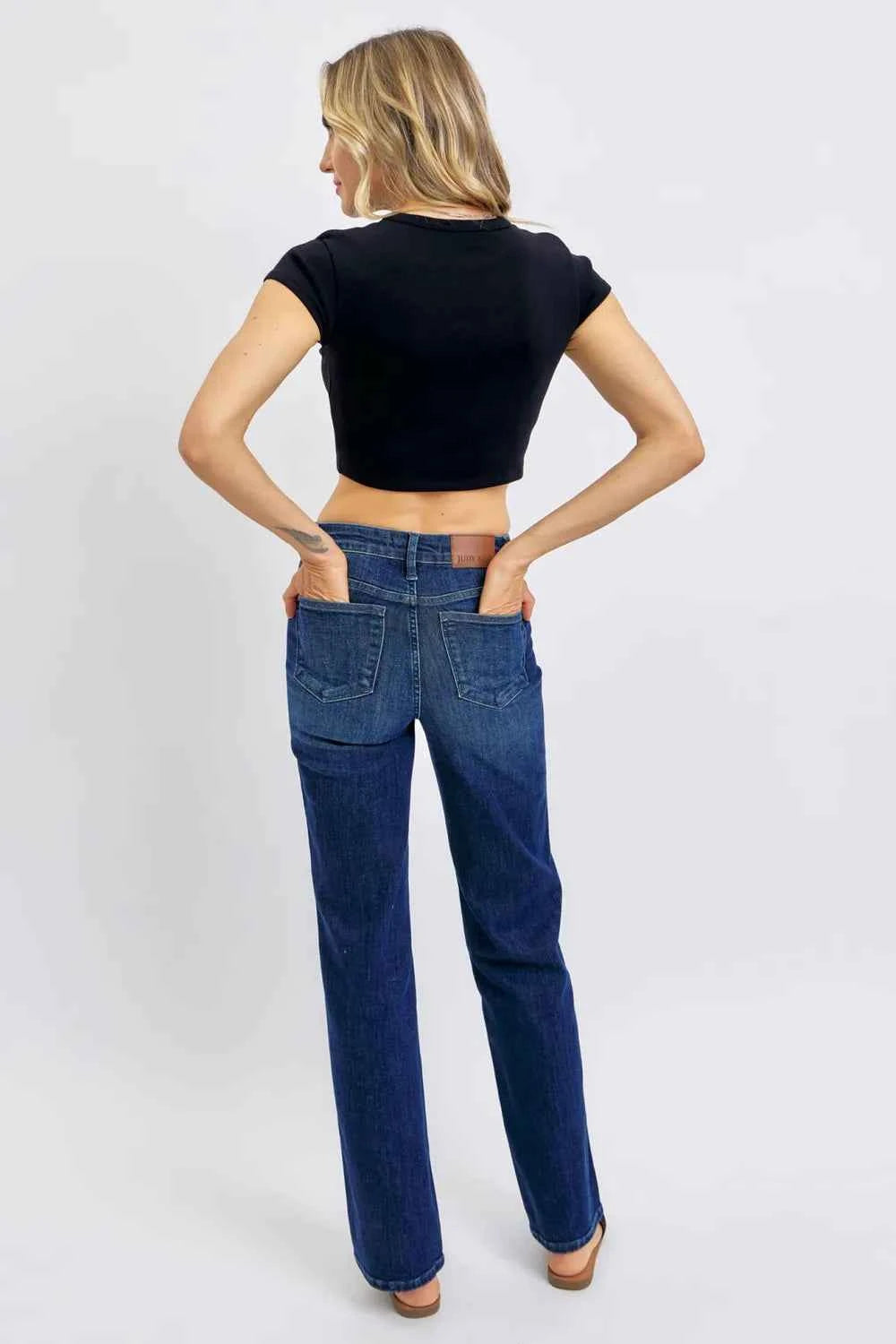 Judy Blue Plus Size Tummy Control Straight Jeans.