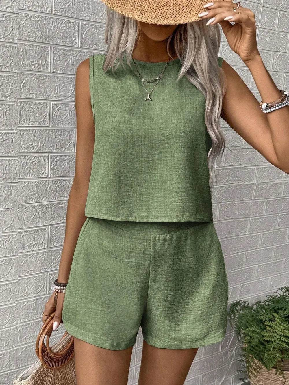 Round Neck Sleeveless Top and Shorts Set - EBYNN