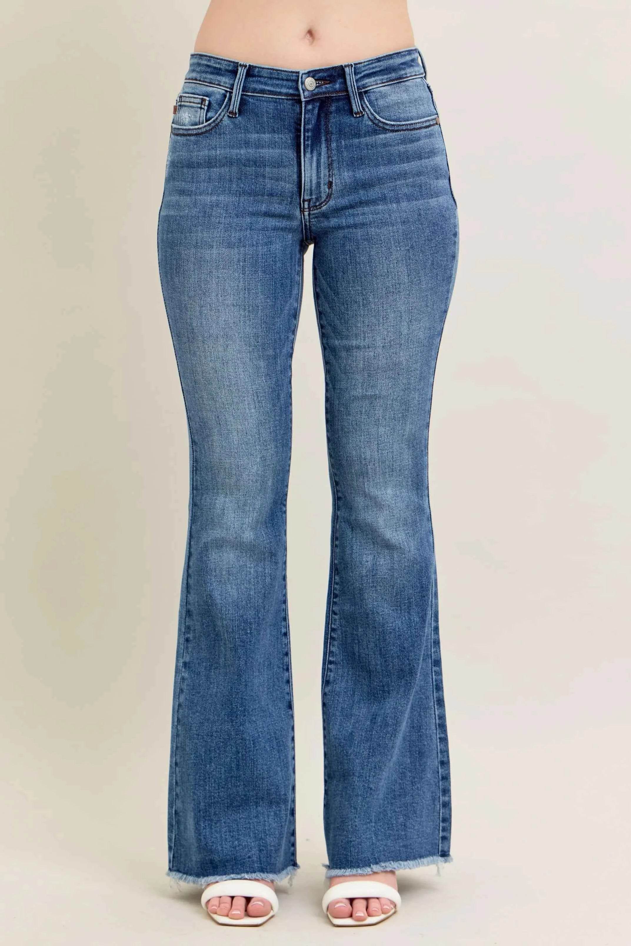 Judy Blue Plus Size Vintage Wash Flare Jeans with Destroy Hem.