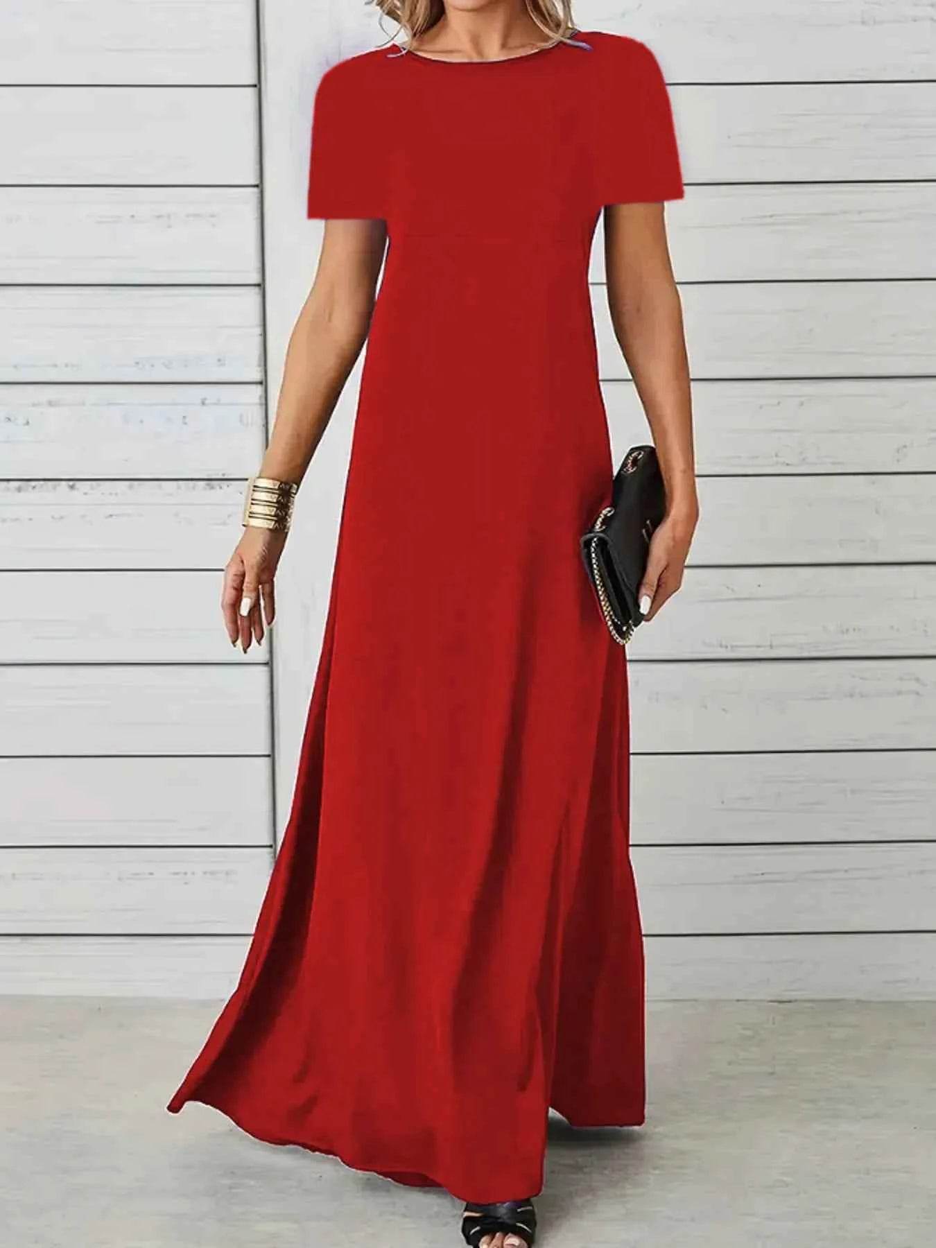 Plus Size A-Line Maxi Dress with Round Neck and Short Sleeves.