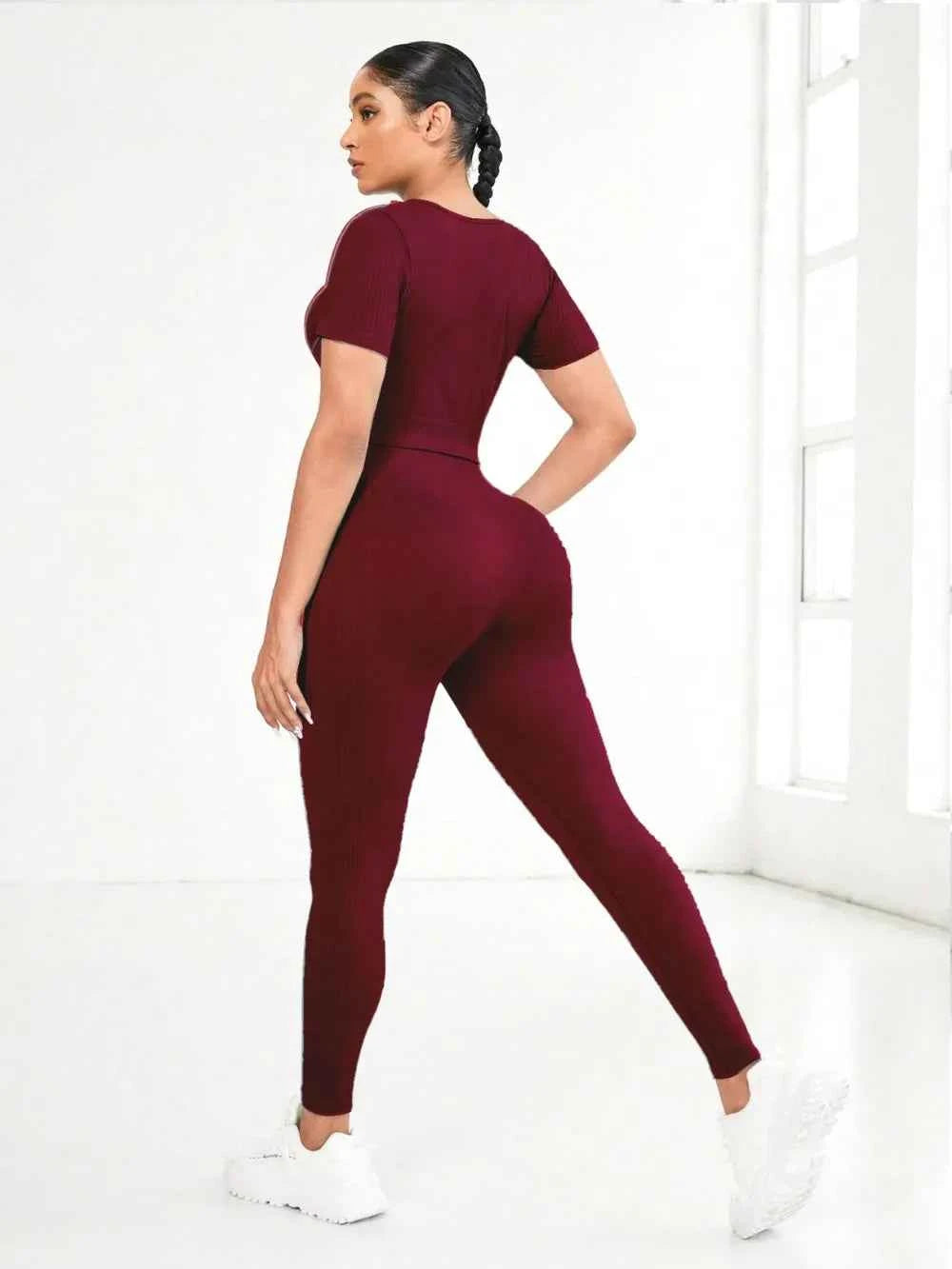 Round Neck Short Sleeve Top and Leggings Active Set.
