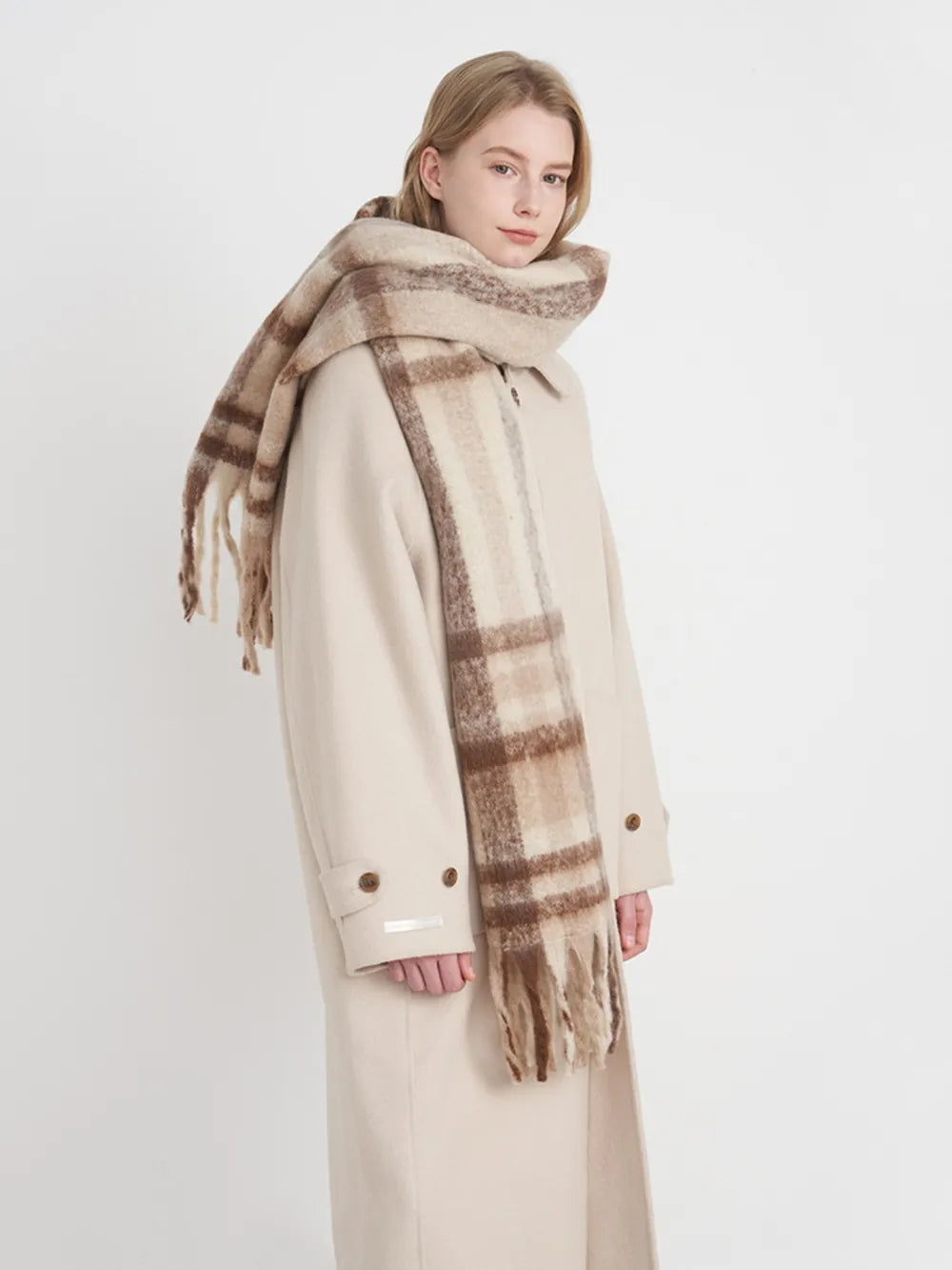 Fringe Plaid Polyester Scarf.