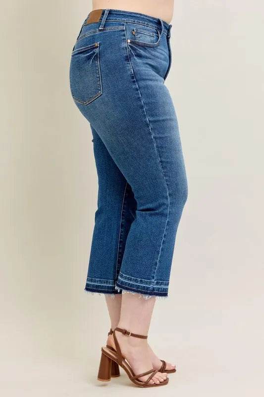 Judy Blue Plus Size High Waist Vintage Wash Kick Flare Jeans.