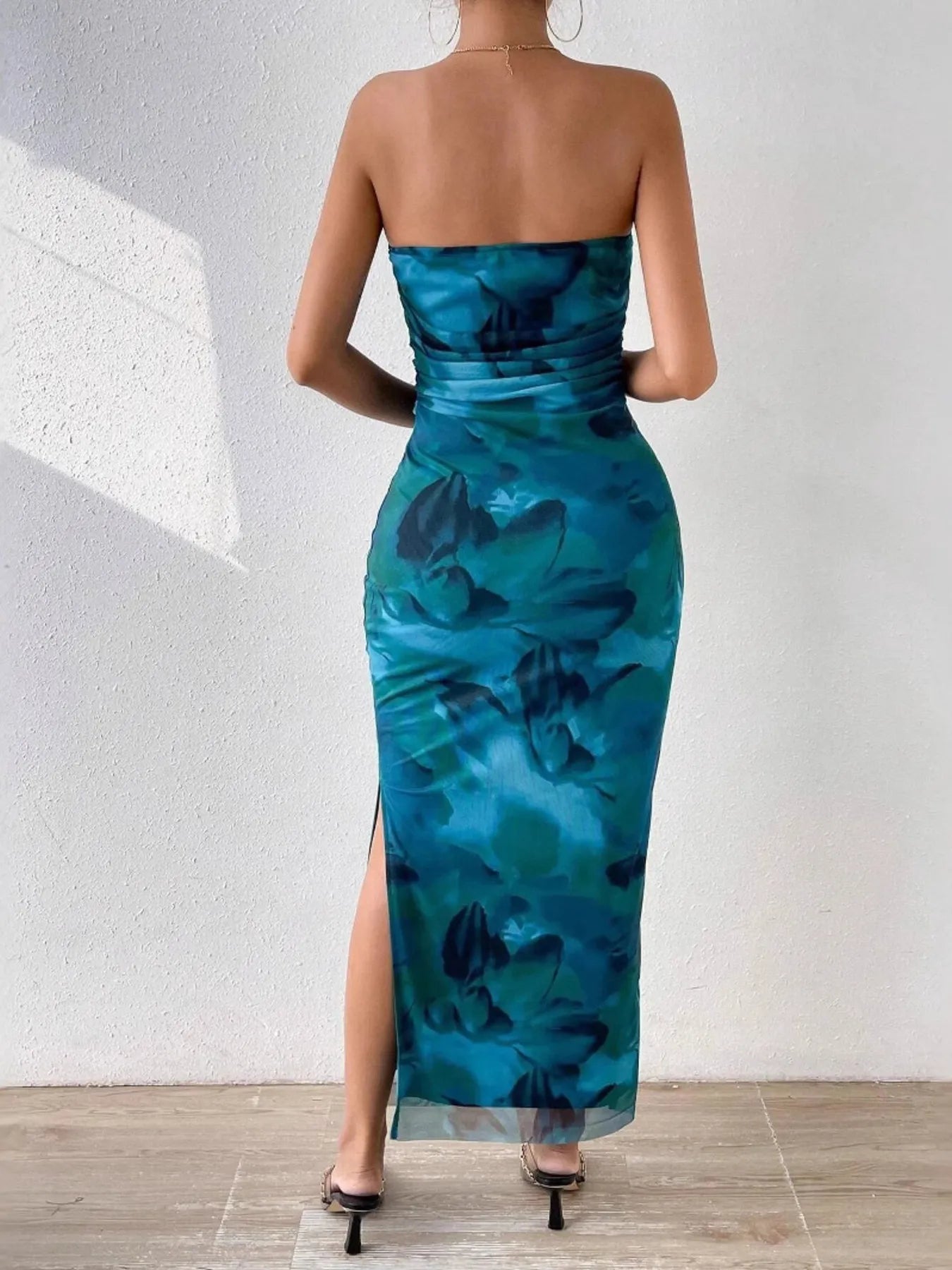 Printed Side Slit Tube Dress.