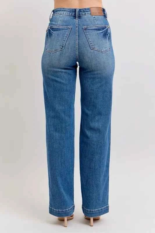 Judy Blue Plus Size High Waist Contrast Thread Straight Jeans.