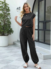 Round Neck Short Sleeve Top and Pants Set.