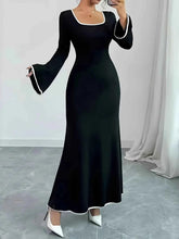 Plus Size Contrast Trim Square Neck Long Sleeve Maxi Dress.