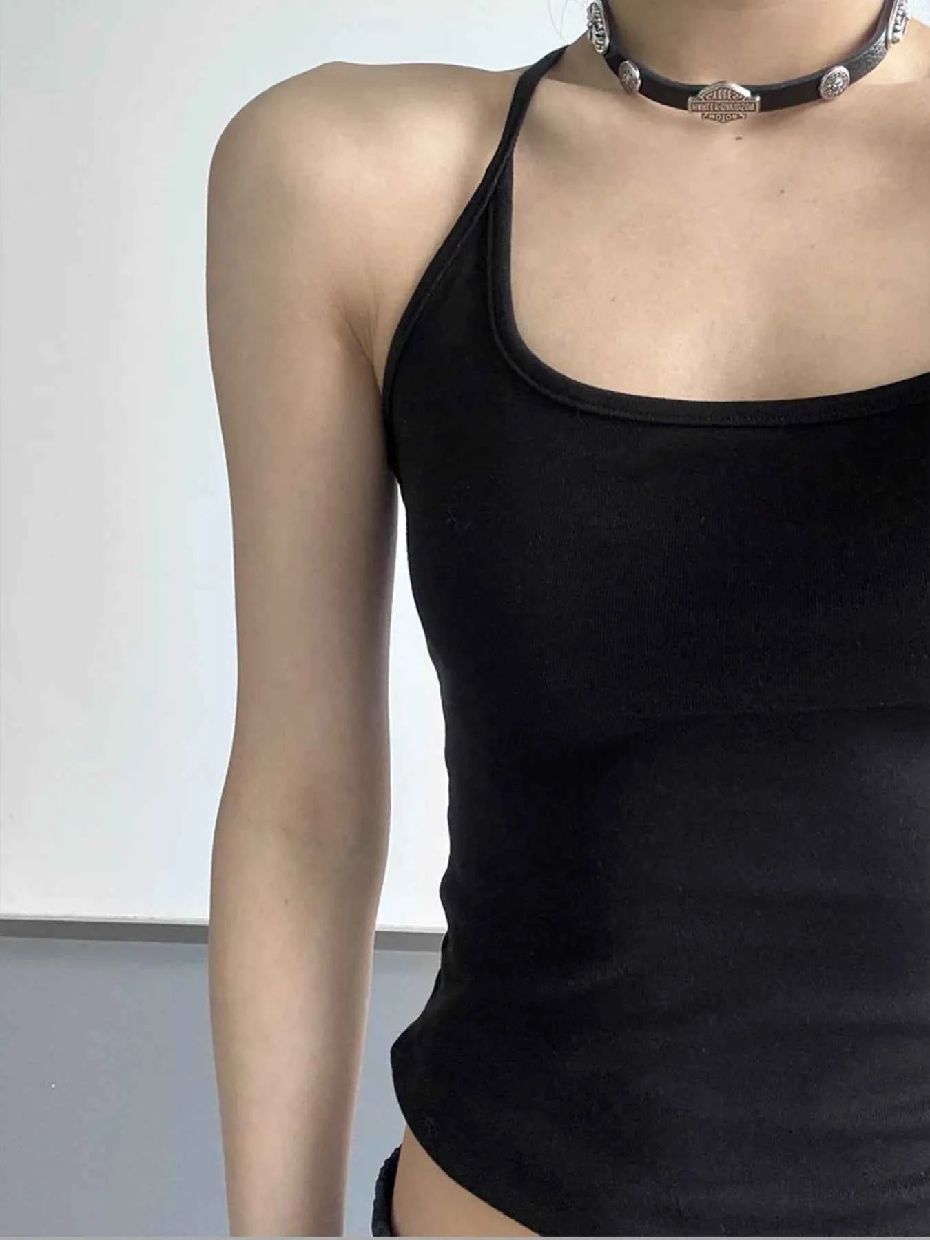 Scoop Neck Cami Top.