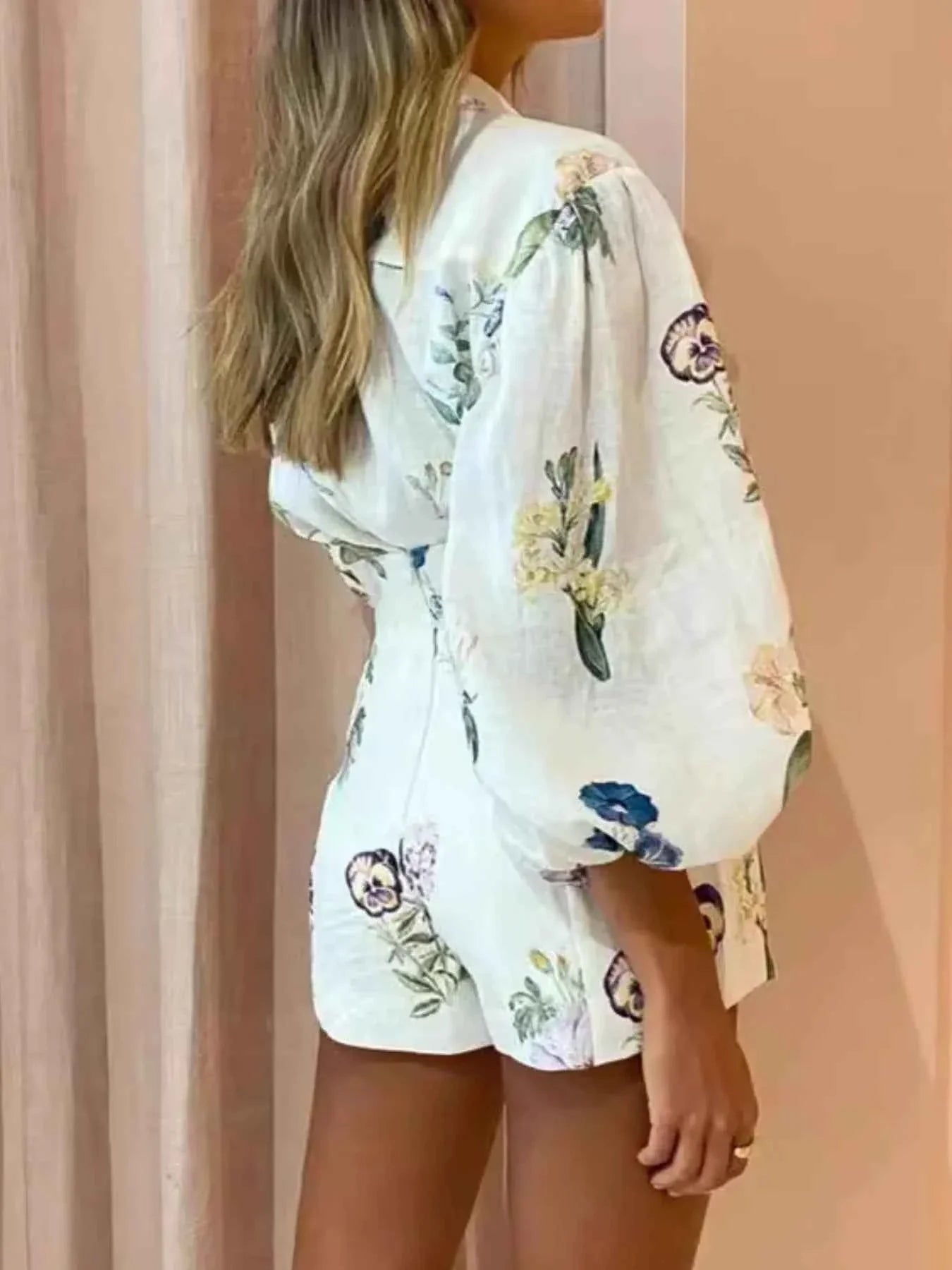 Printed Balloon Sleeve Top and Shorts Set.