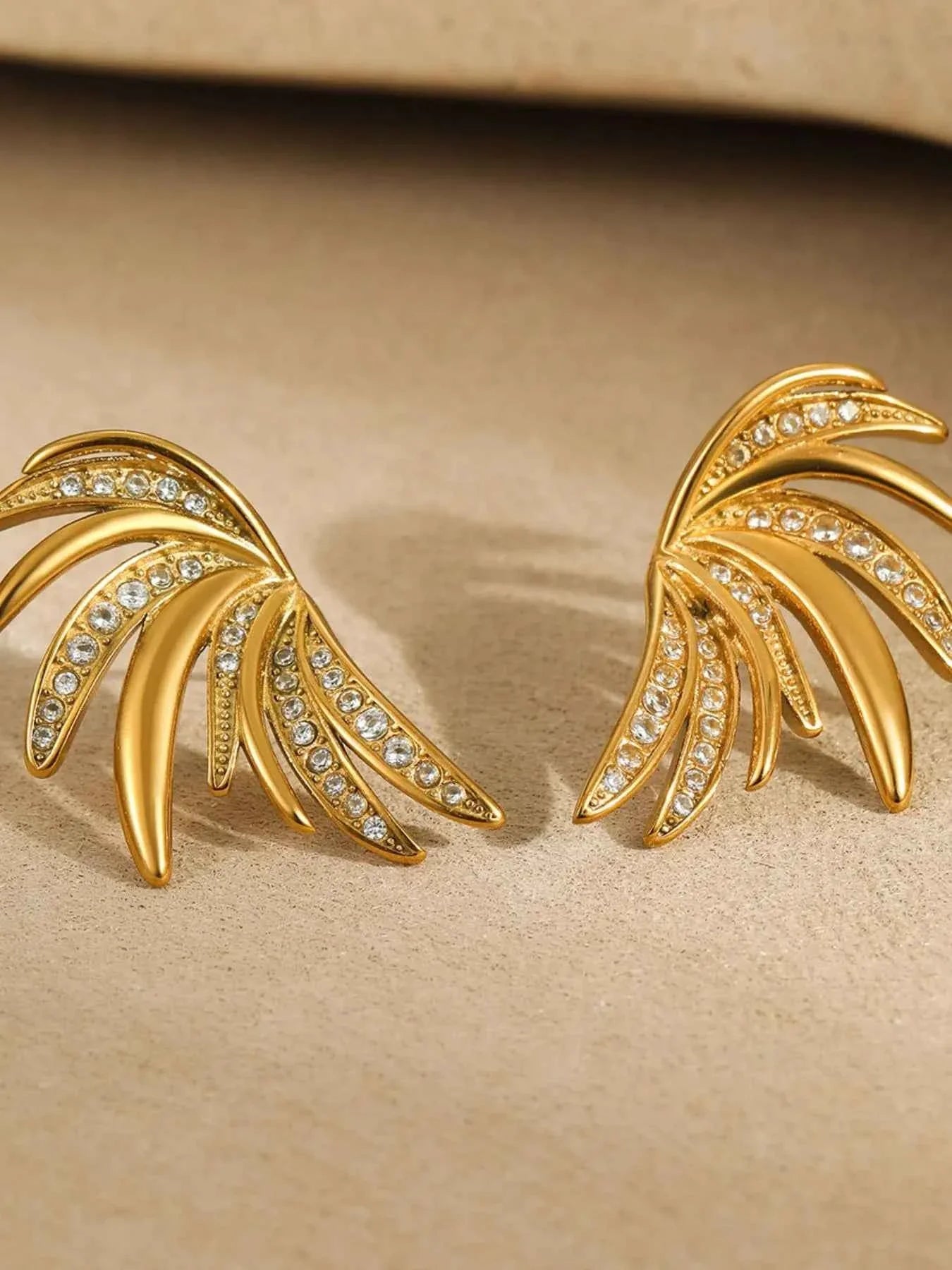 18K Gold-Plated Stainless Steel Zircon Geometric Earrings.