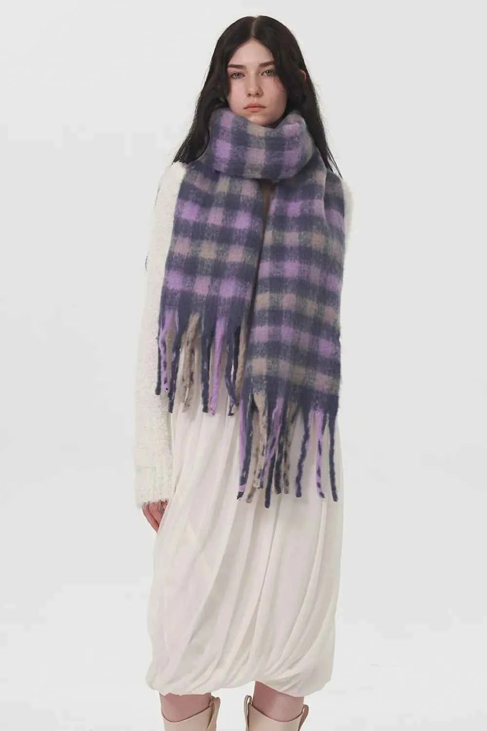 Fringe Plaid Polyester Scarf.