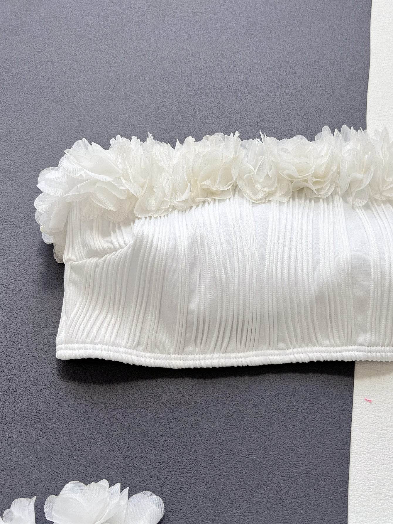 Applique Tie Back Two-Piece Bikini Set.