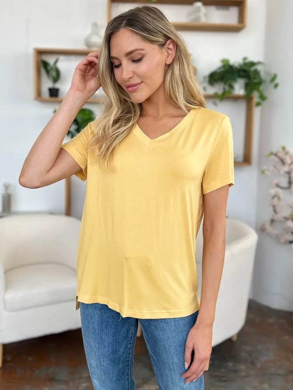 Bamboo V-Neck T-Shirt - High-Low Design in Full Sizes - EBYNN