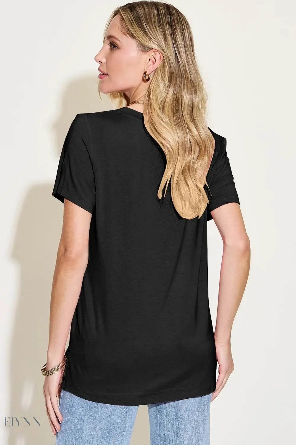 Bamboo V-Neck T-Shirt - High-Low Design in Full Sizes - EBYNN