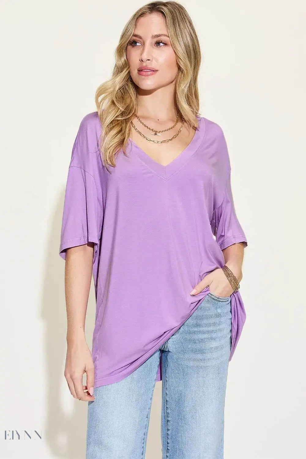 Basic Bamboo V-Neck T-Shirt for Ultimate Comfort and Style - EBYNN