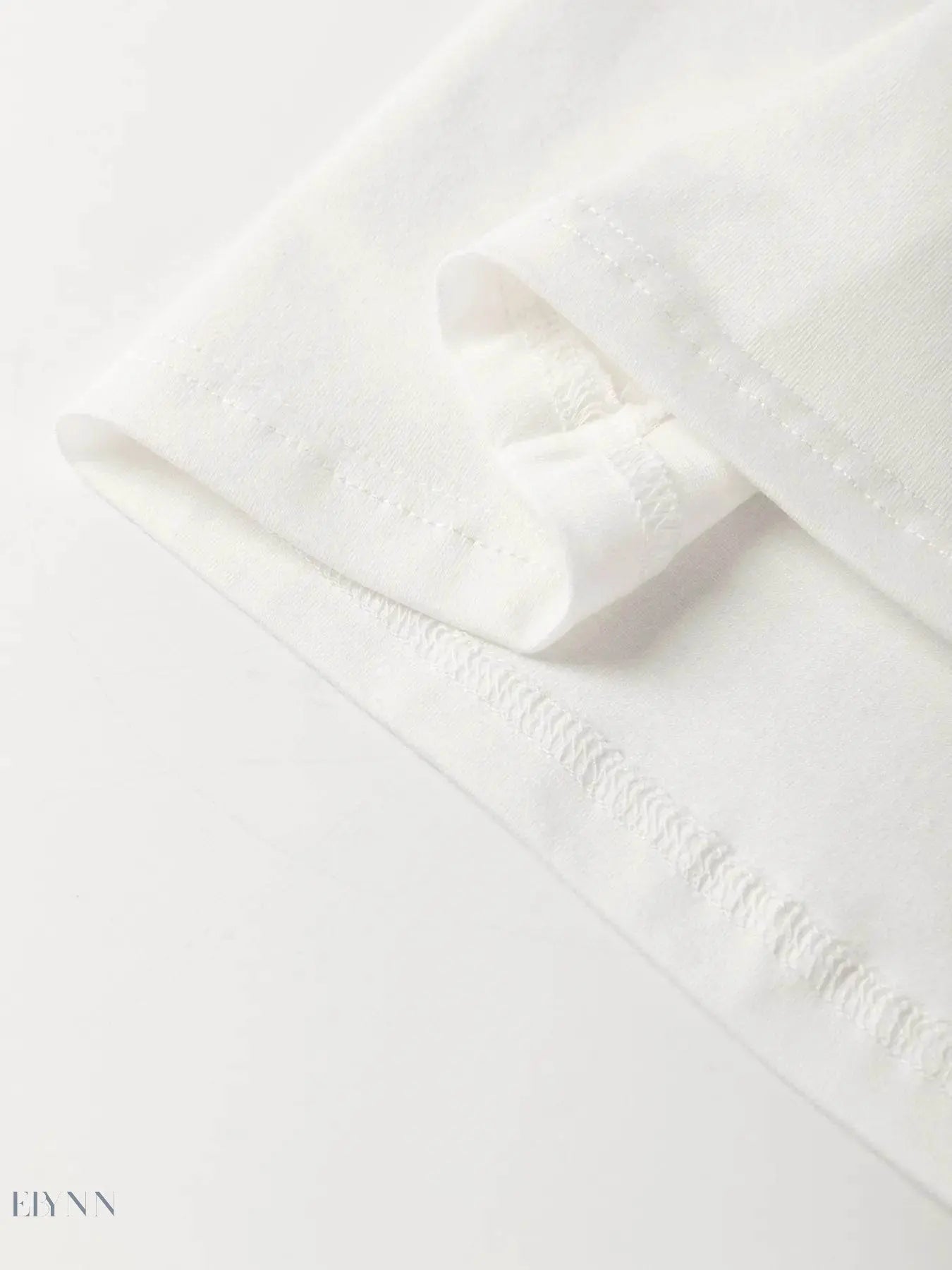 Flower Market T-Shirt - Graphic Round Neck Design for Floral Lovers - EBYNN