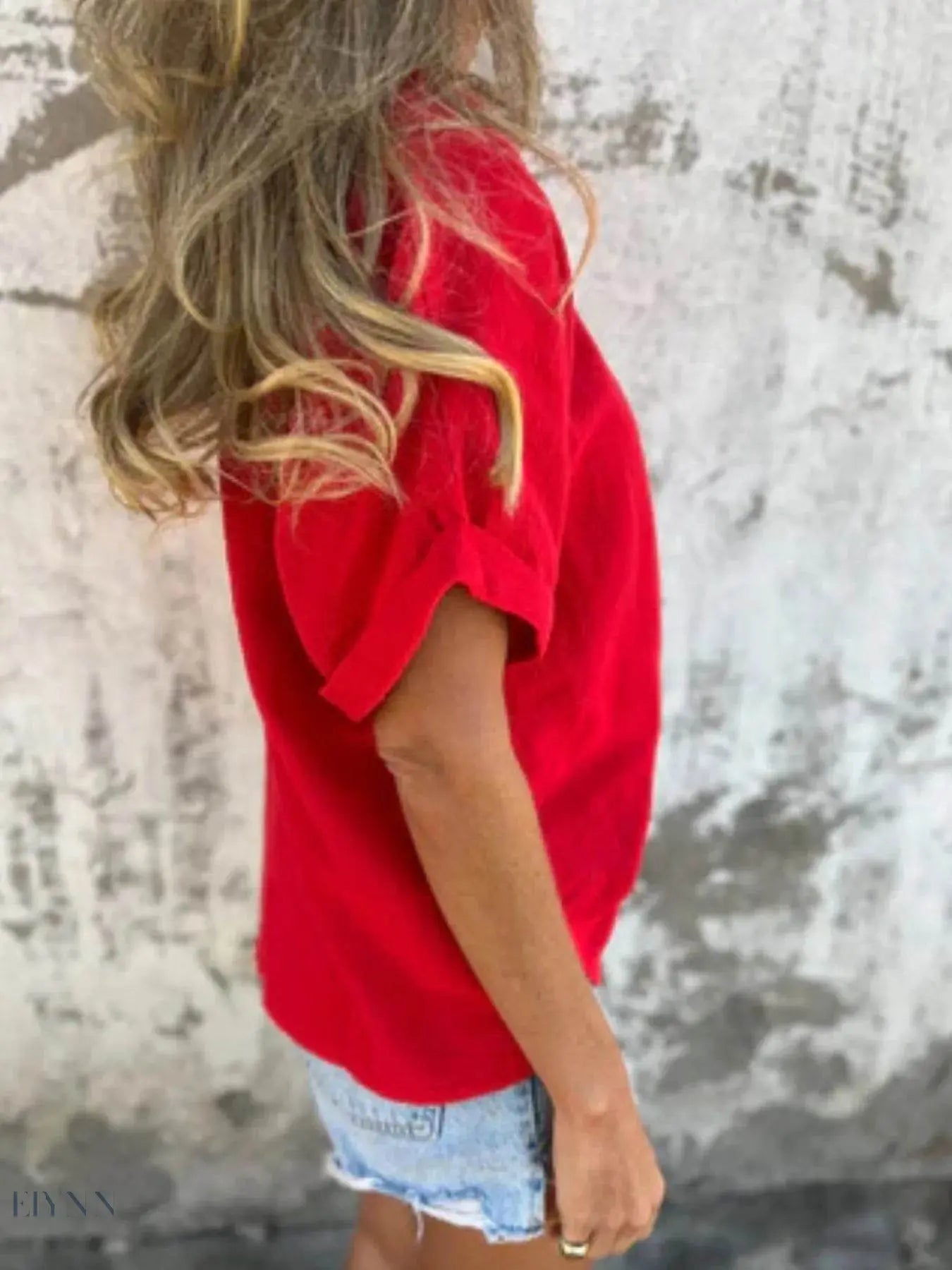 Plus Size T-Shirt - Loose Fit Short Sleeve Style - EBYNN