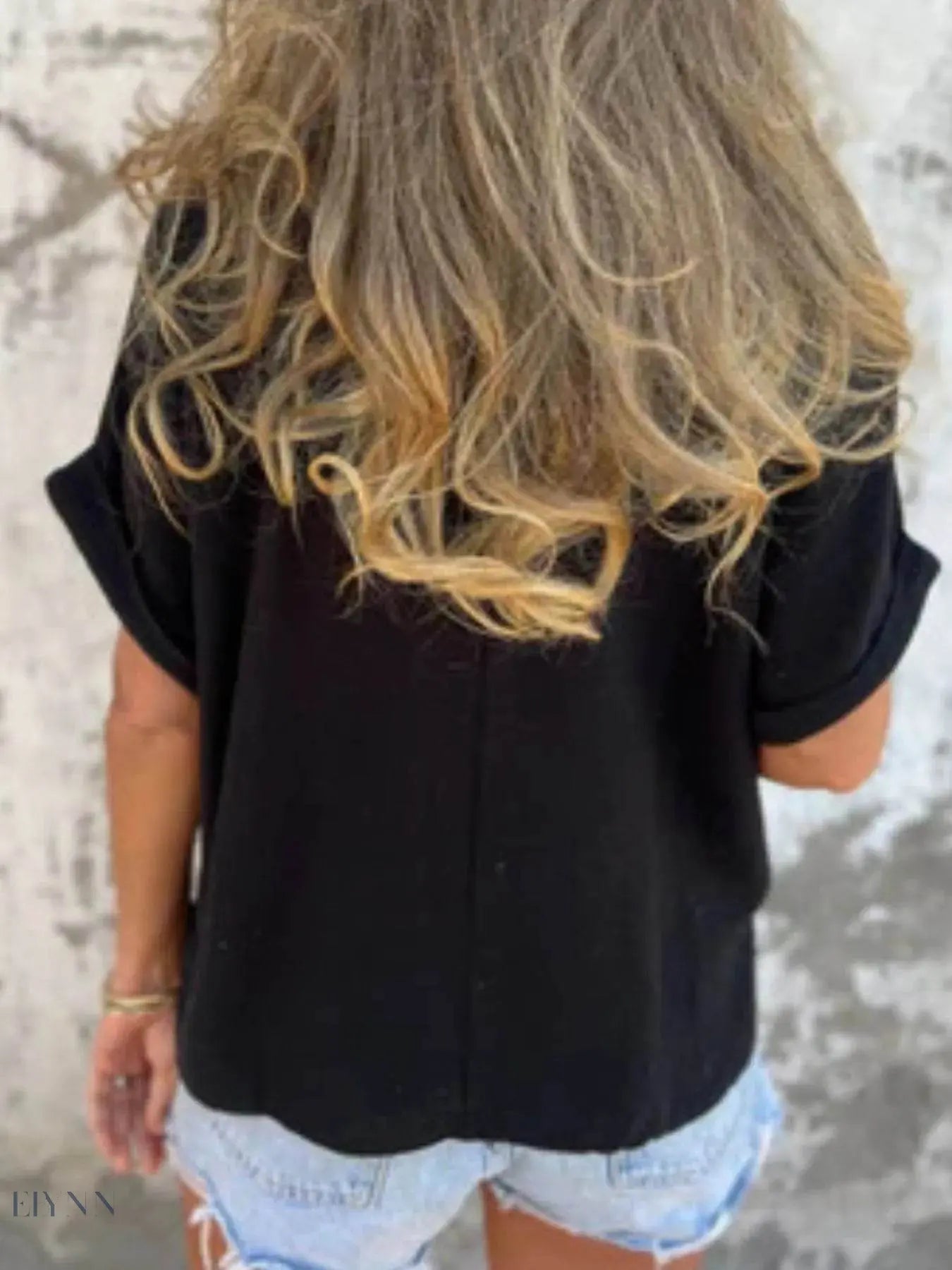 Plus Size T-Shirt - Loose Fit Short Sleeve Style - EBYNN