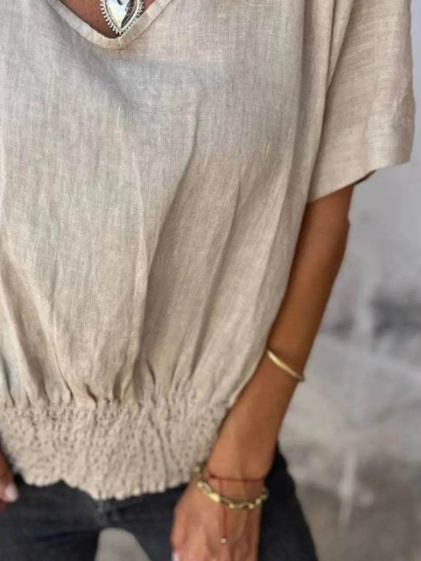 Plus Size Relaxed Fit T-Shirt with Smocked Hem and V-Neck - EBYNN