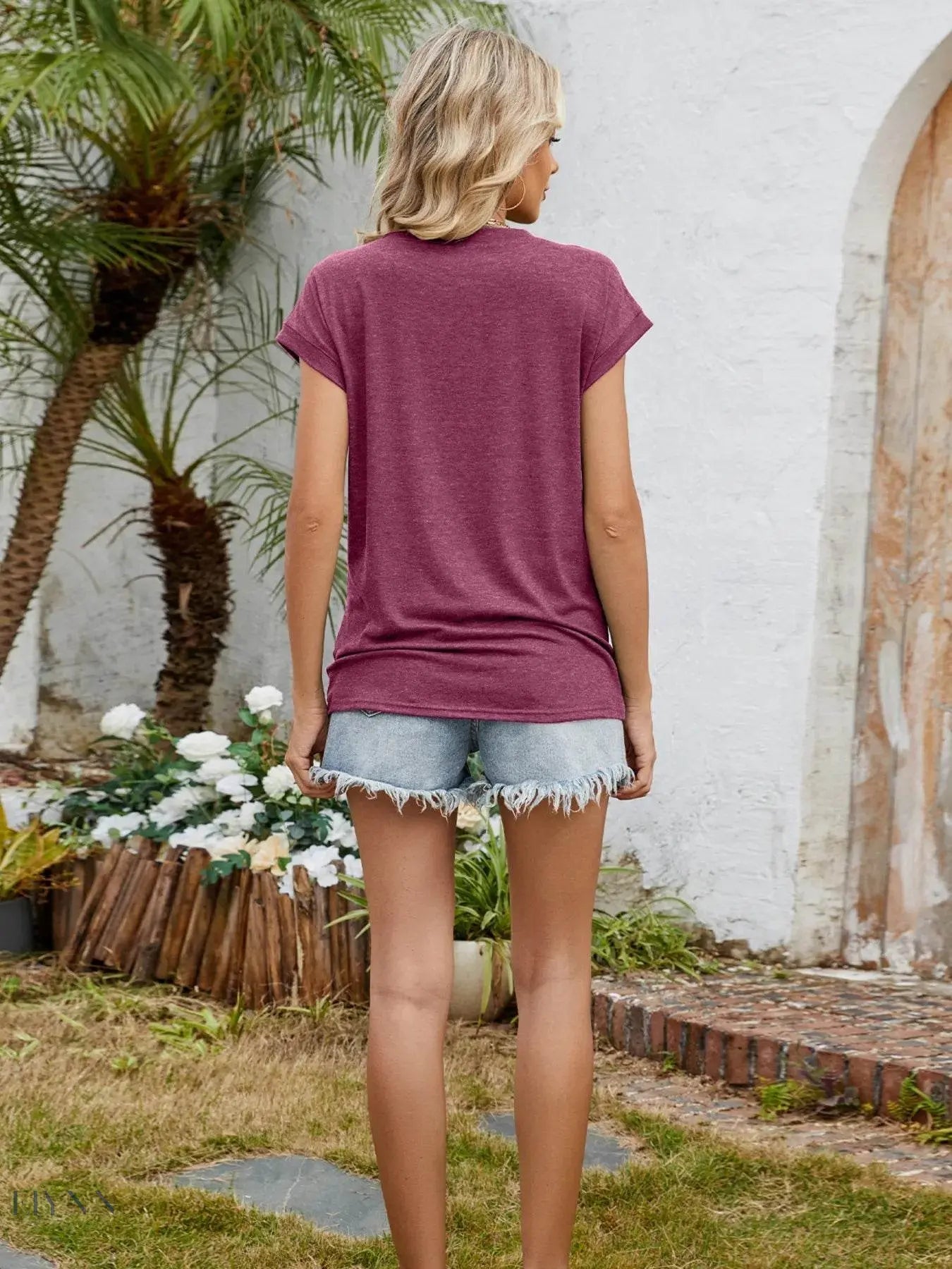 Round Neck T-Shirt for Effortless Style and Comfort - EBYNN