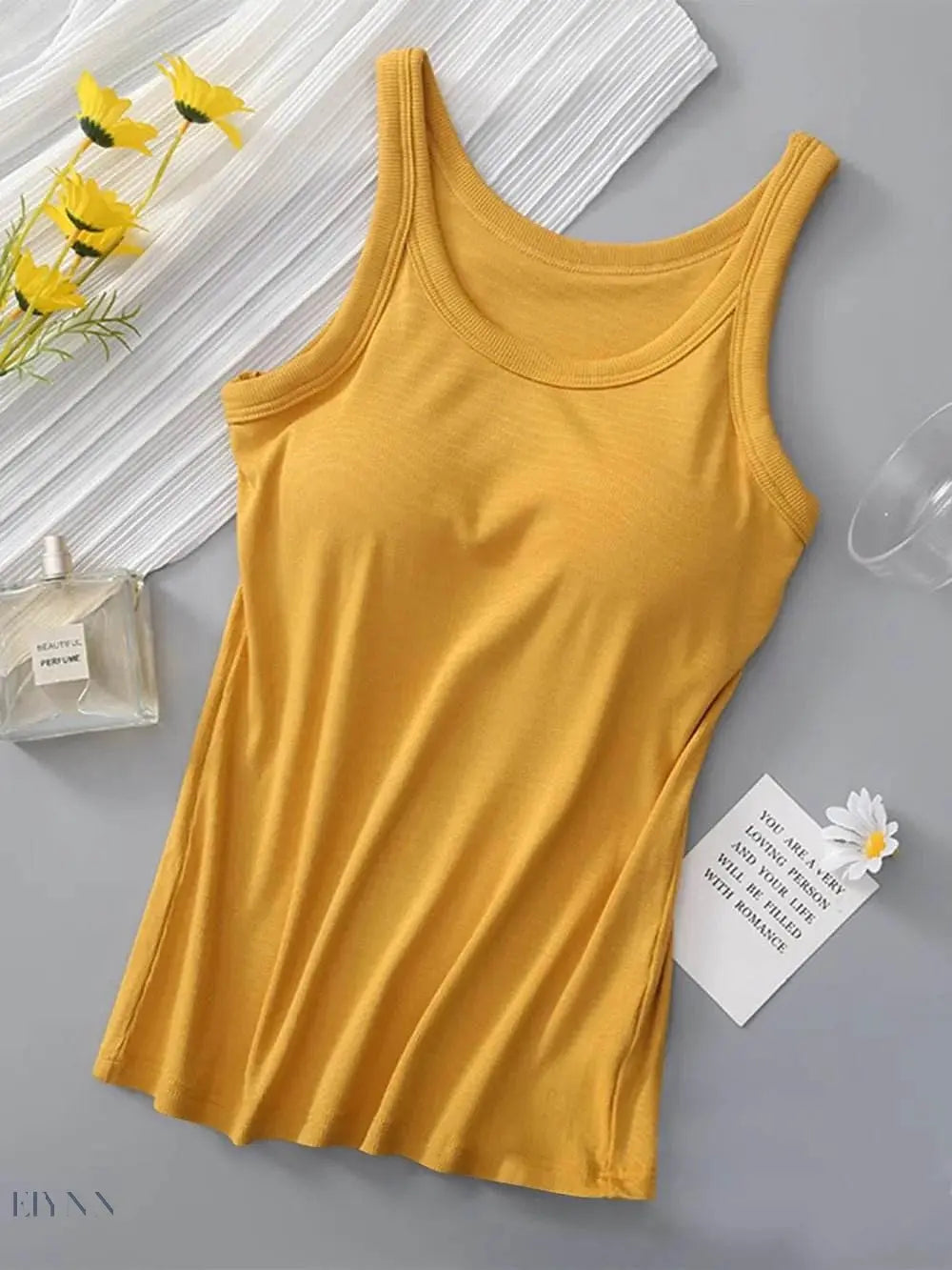 Round Neck Tank Top with Bra - Comfort and Style in One - EBYNN